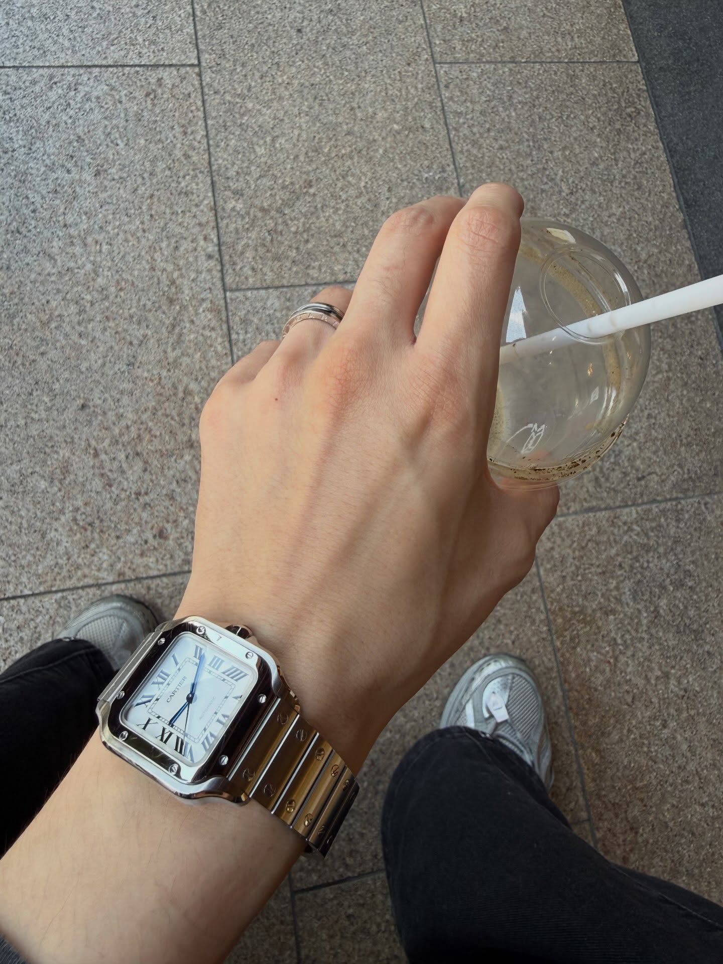 ก้อง - ก้องภพ จิโรจน์มนตรี