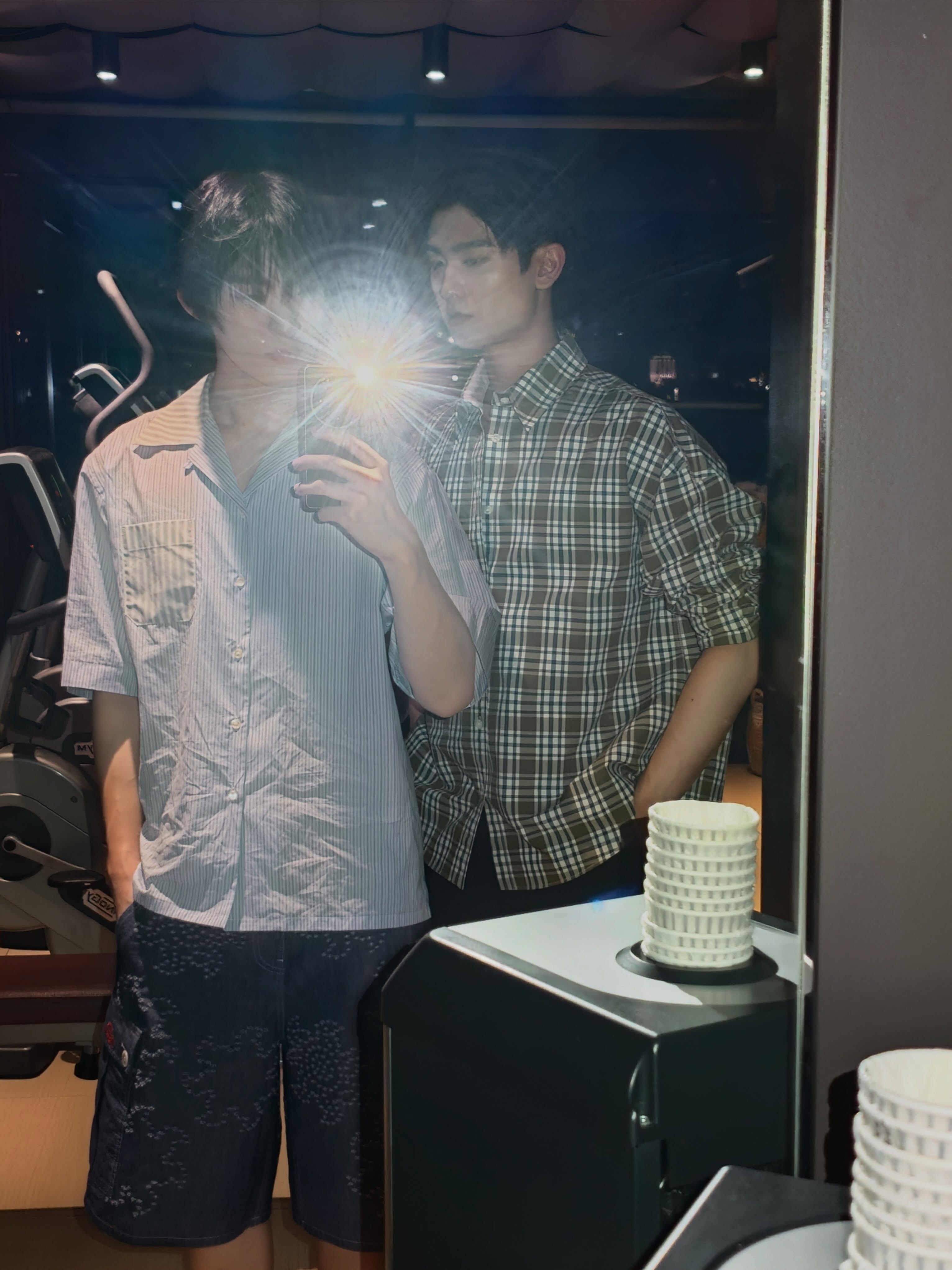 ก้อง - ก้องภพ จิโรจน์มนตรี