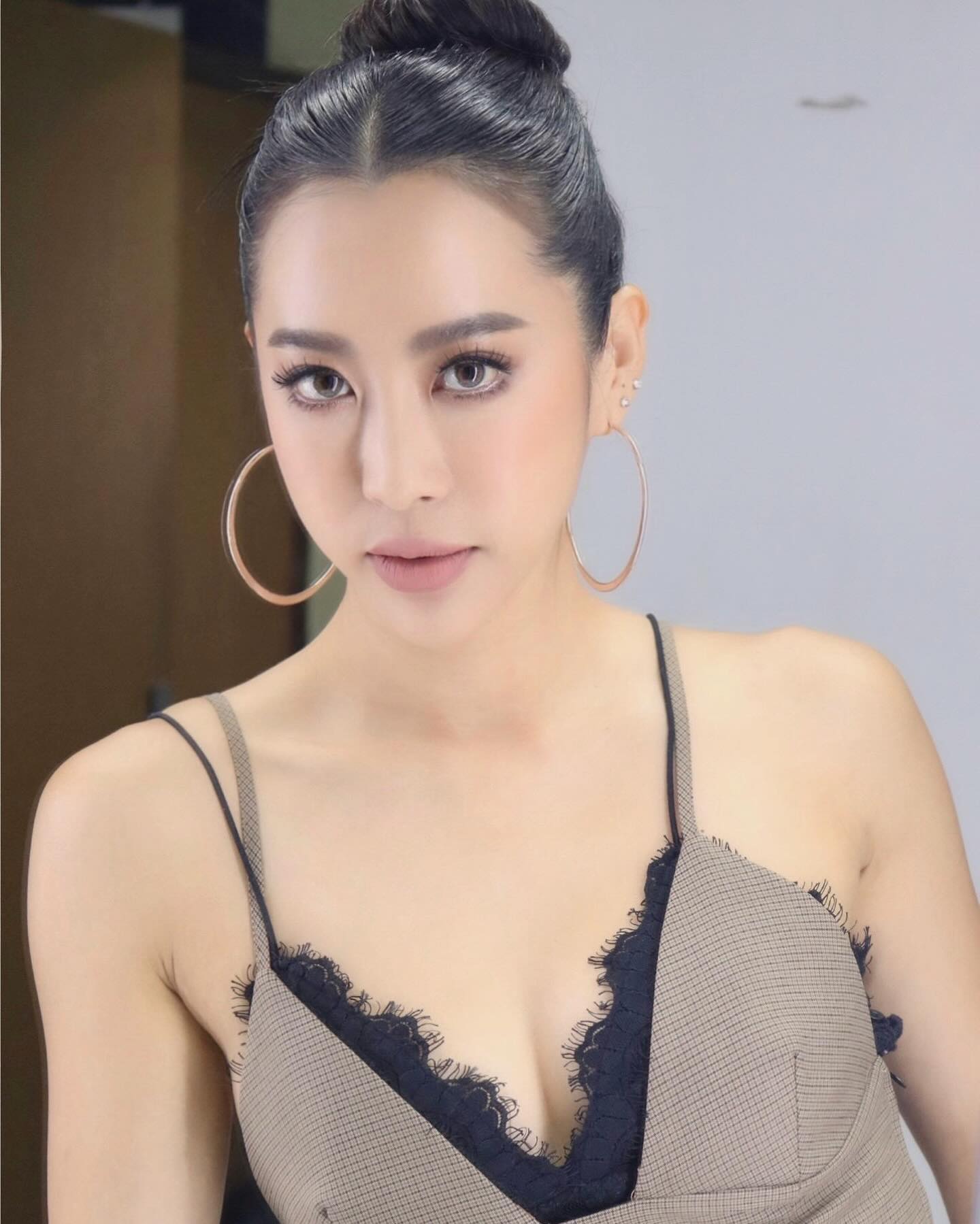 จ๋า - ณัฐฐาวีรนุช ทองมี