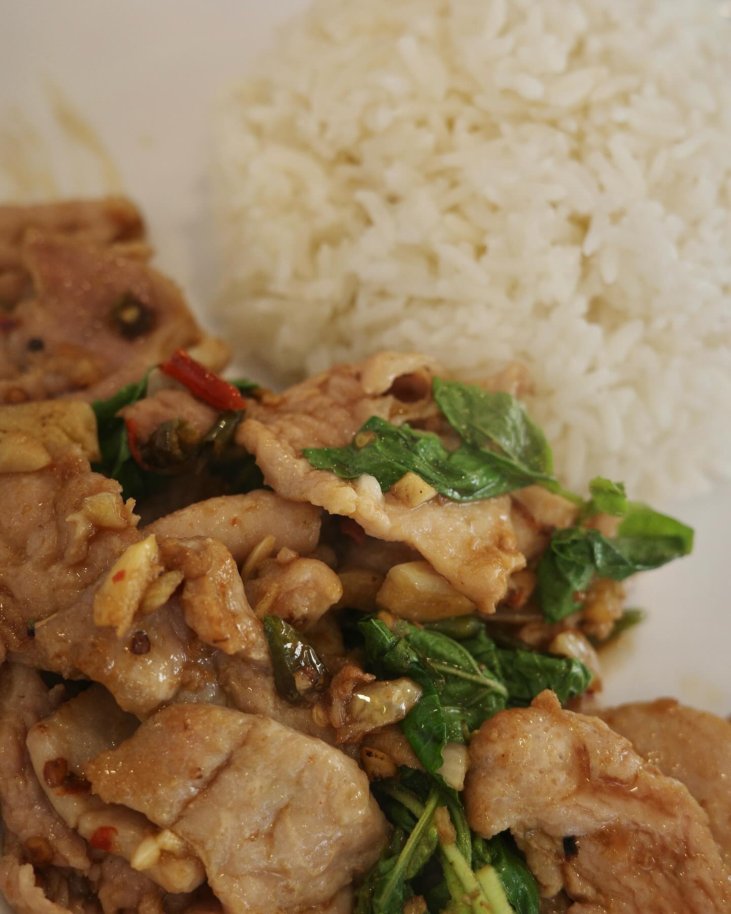 จ๋า - ณัฐฐาวีรนุช ทองมี