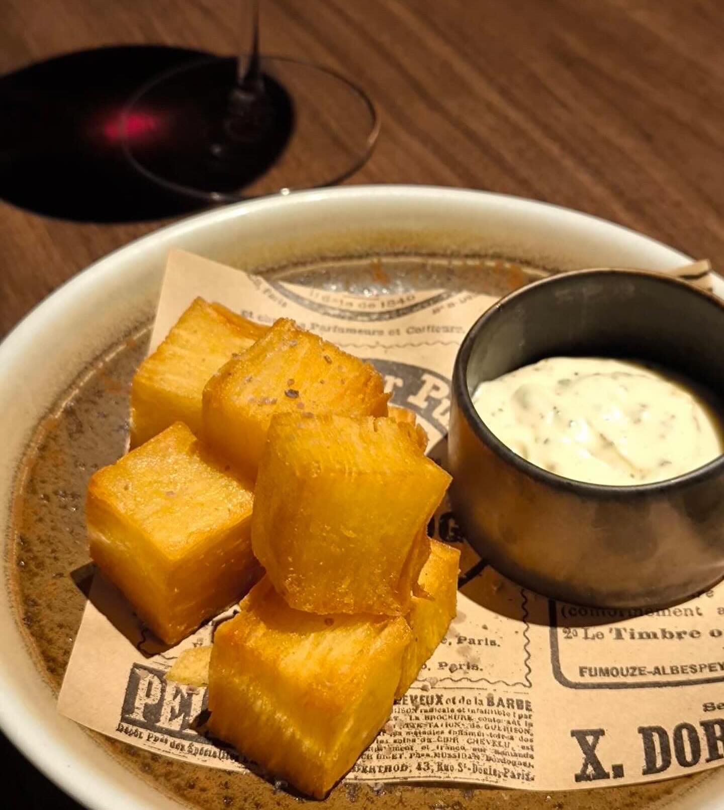 จ๋า - ณัฐฐาวีรนุช ทองมี