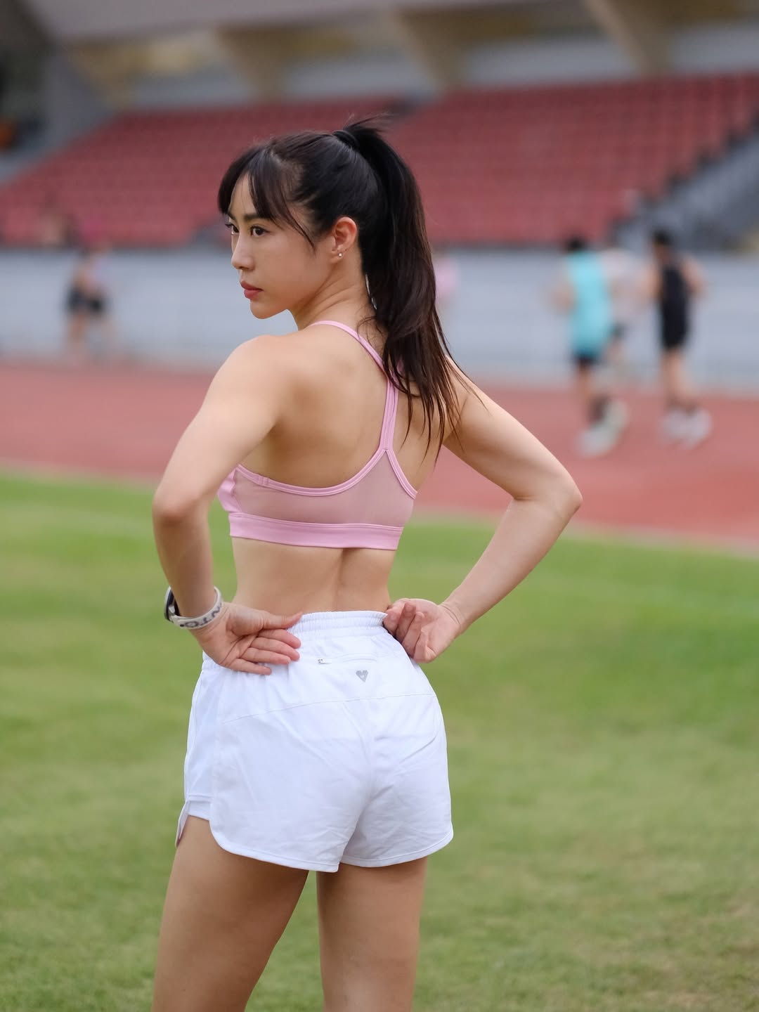 จ๋า - ณัฐฐาวีรนุช ทองมี
