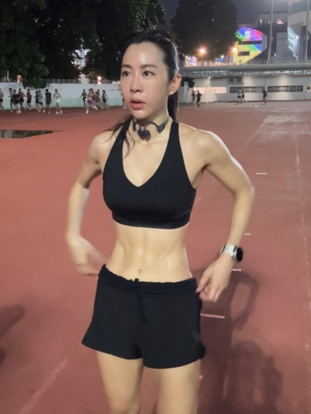 จ๋า - ณัฐฐาวีรนุช ทองมี