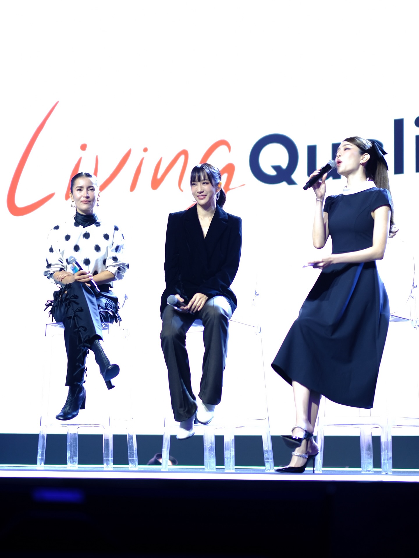 จ๋า - ณัฐฐาวีรนุช ทองมี