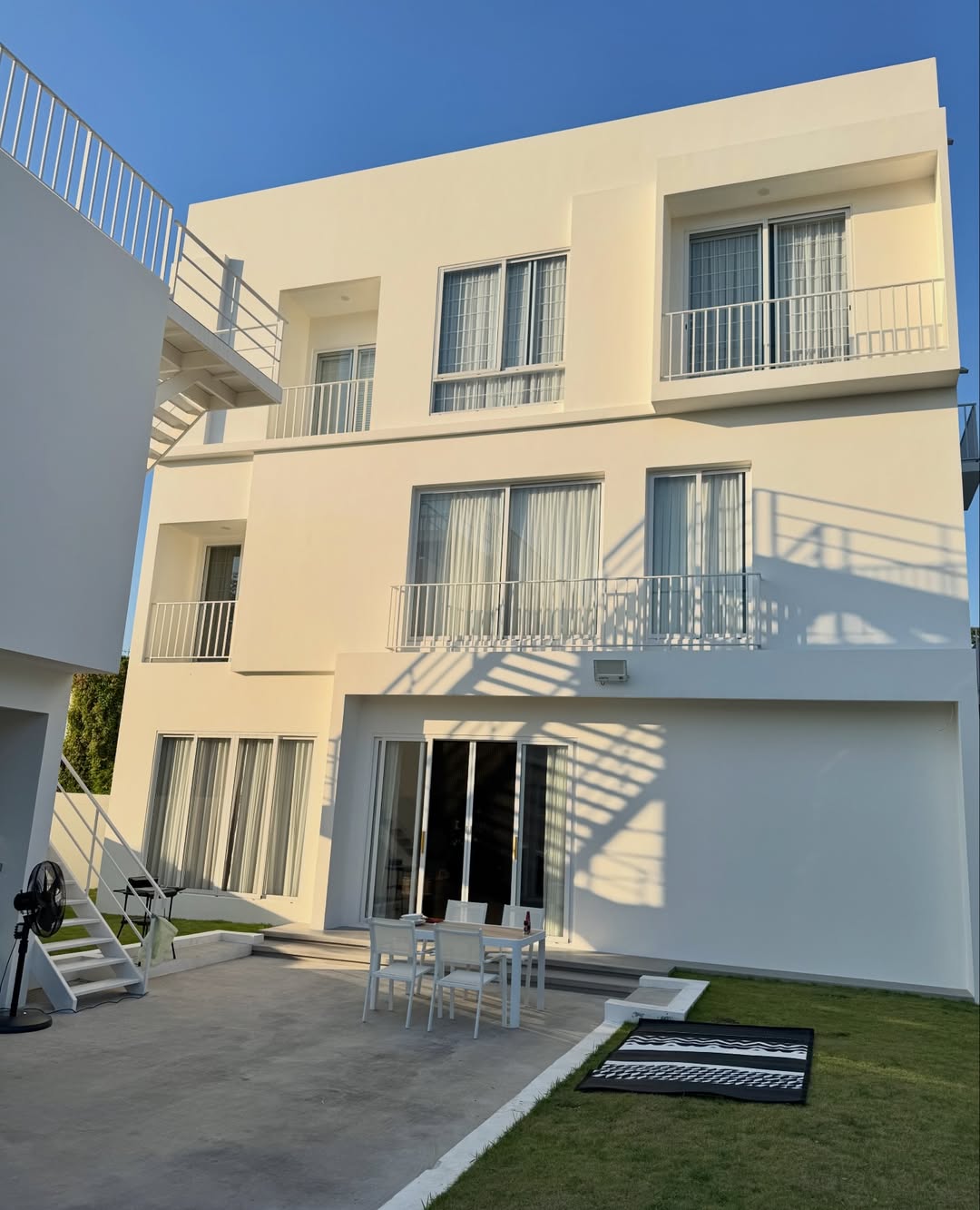 จ๋า - ณัฐฐาวีรนุช ทองมี