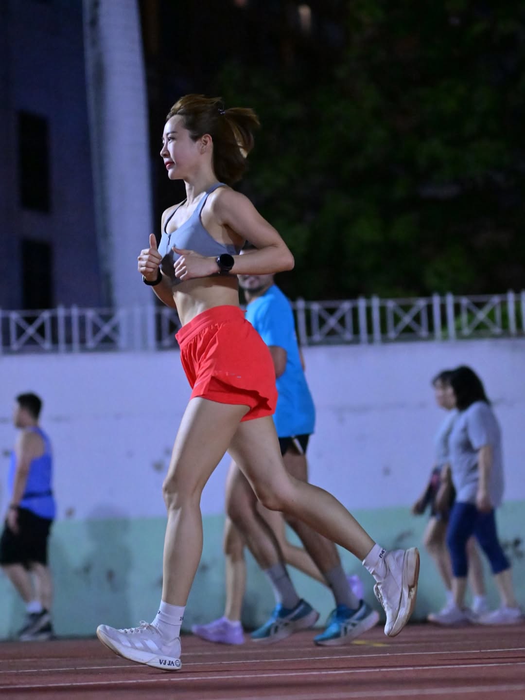 จ๋า - ณัฐฐาวีรนุช ทองมี