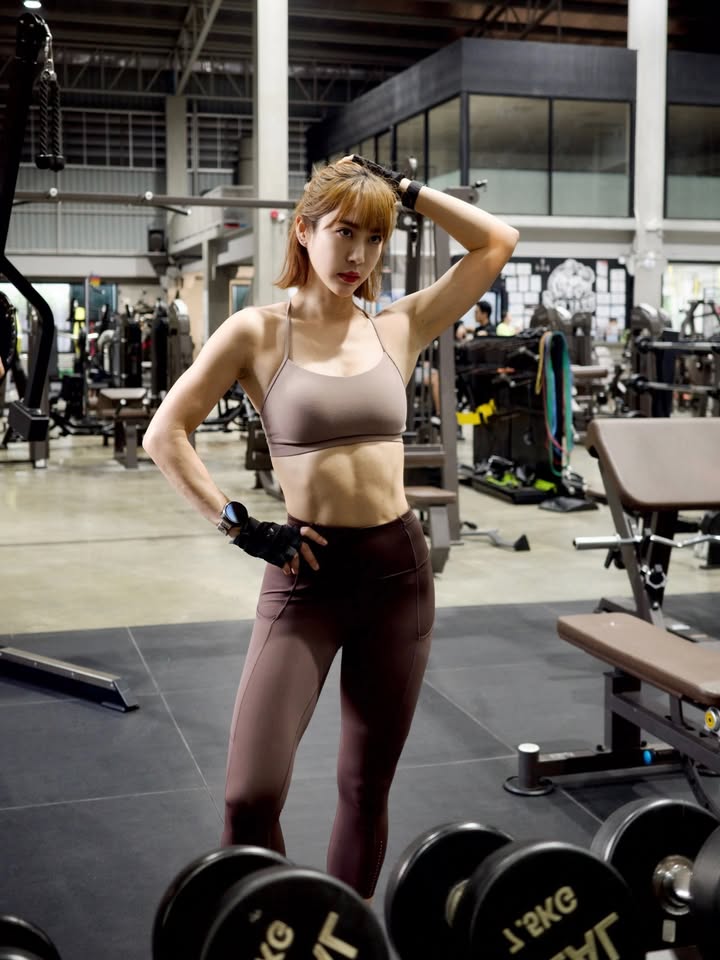 จ๋า - ณัฐฐาวีรนุช ทองมี