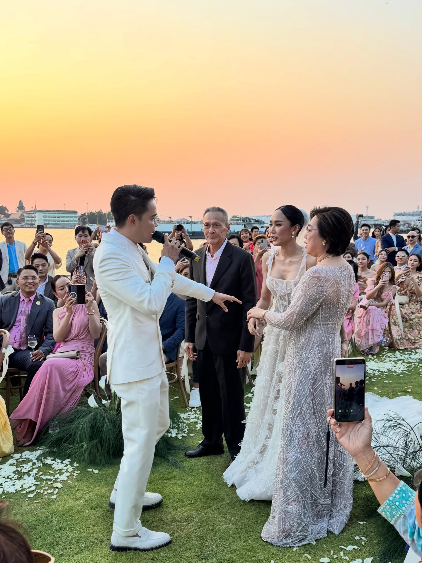 จ๋า - ณัฐฐาวีรนุช ทองมี