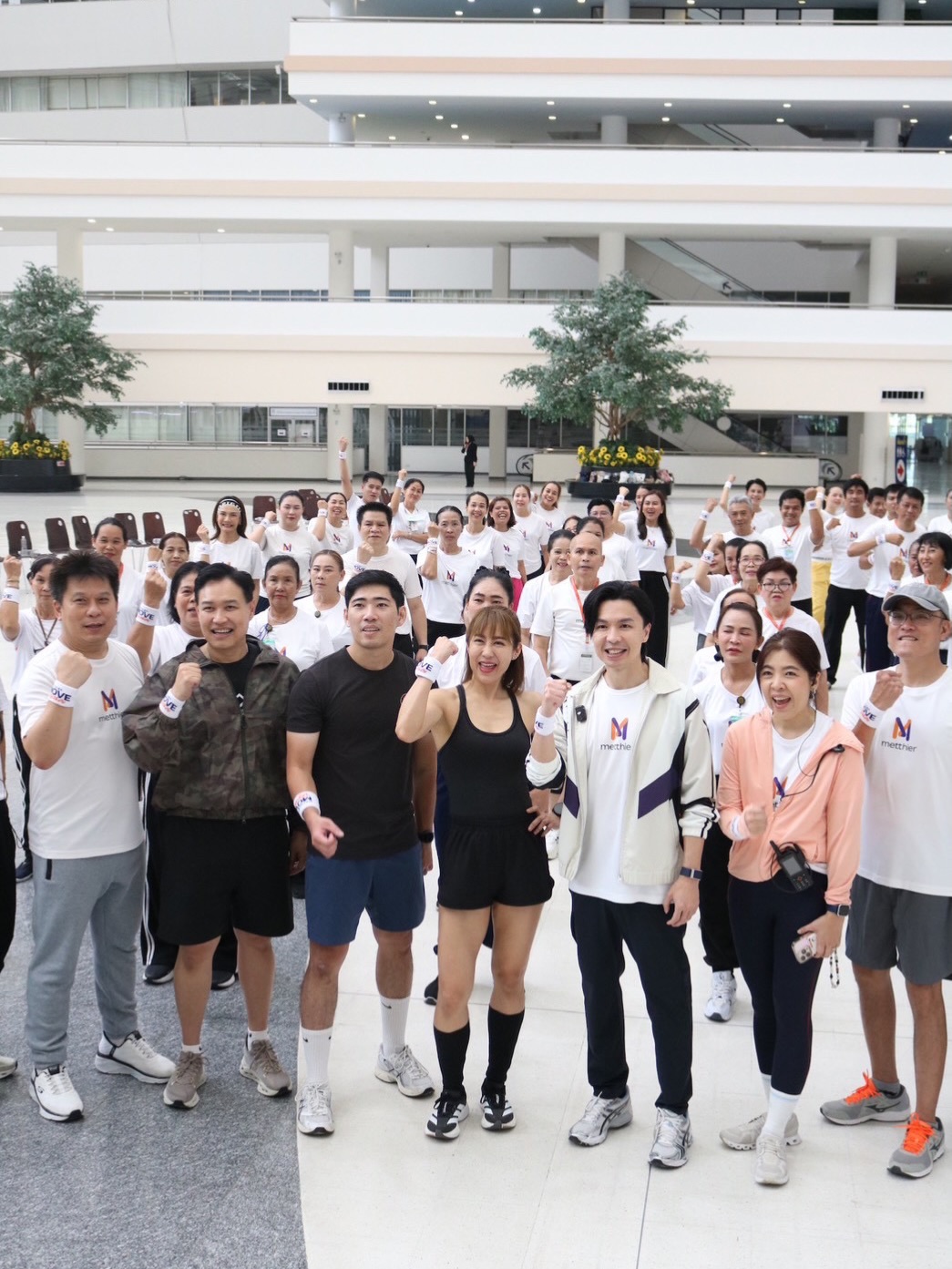 จ๋า - ณัฐฐาวีรนุช ทองมี