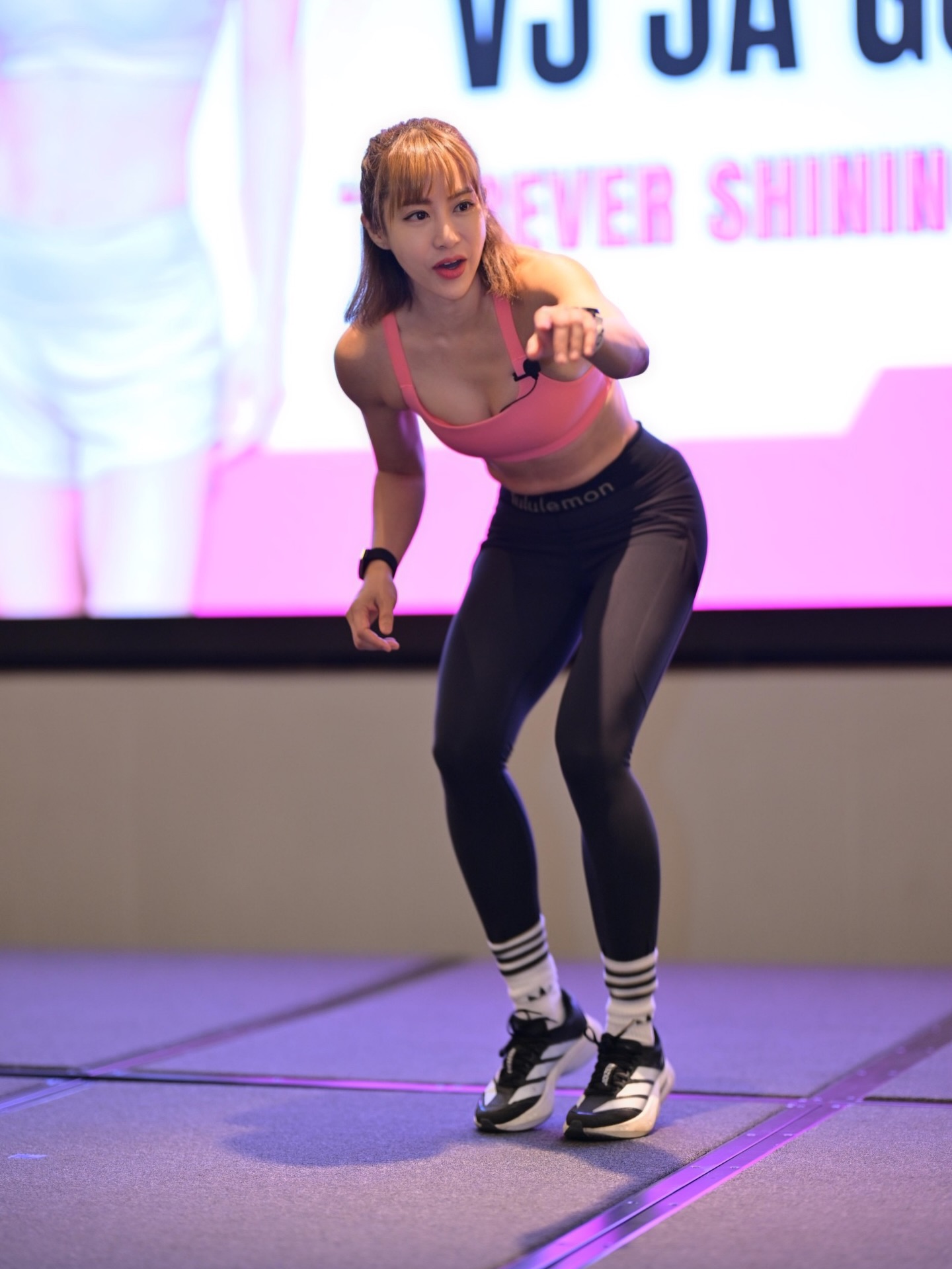 จ๋า - ณัฐฐาวีรนุช ทองมี