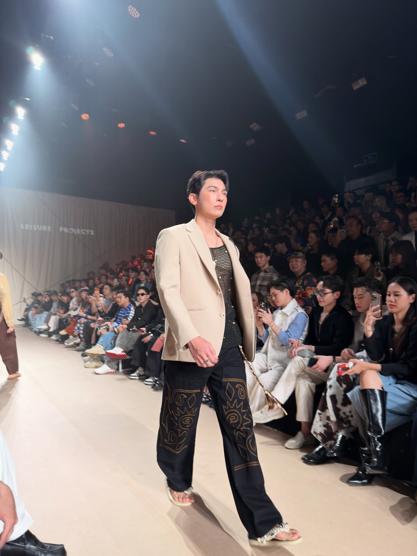 โจ - กวินพัฒน์ ธนาหิรัญศิลป์