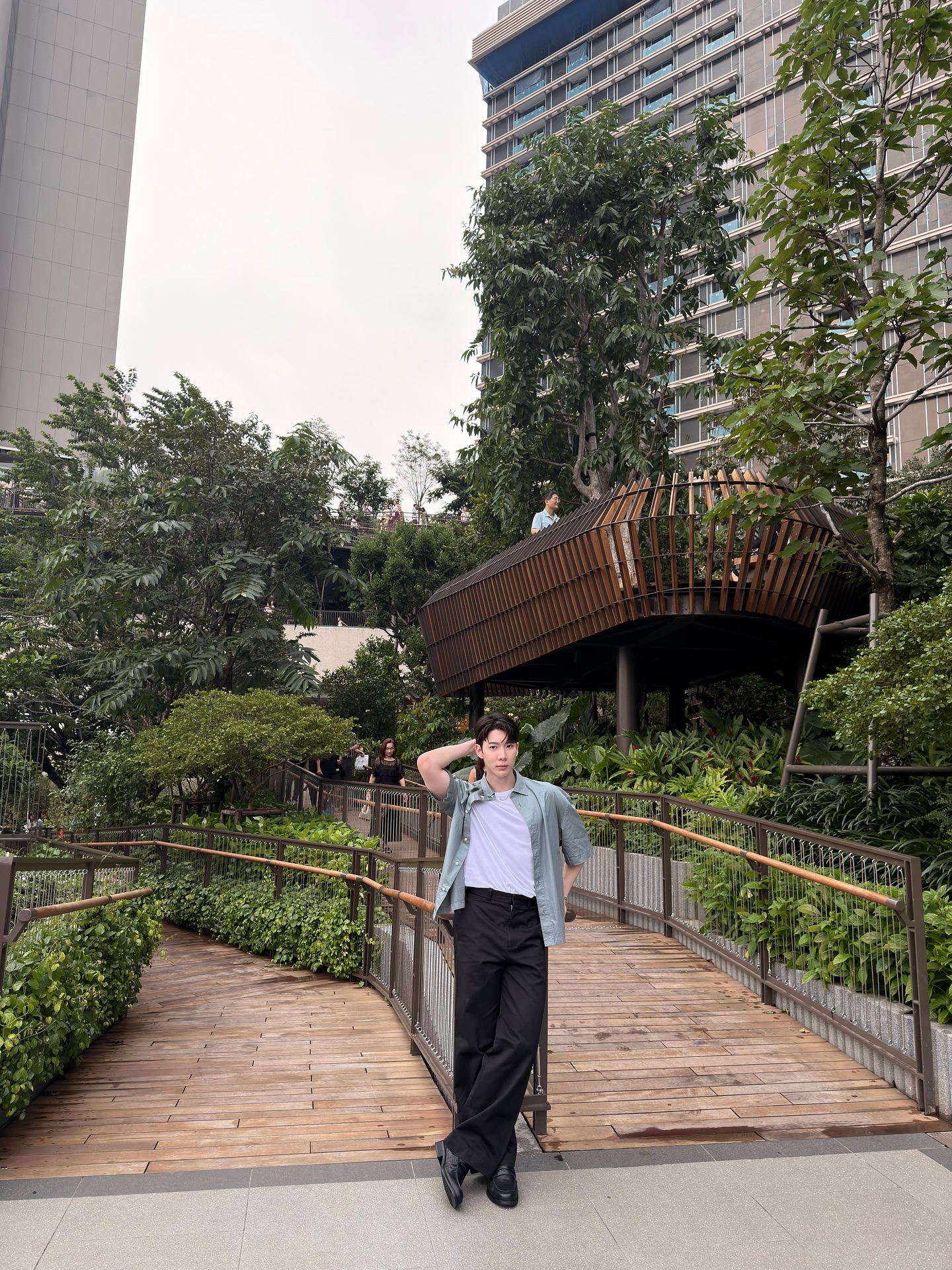 โจ - กวินพัฒน์ ธนาหิรัญศิลป์