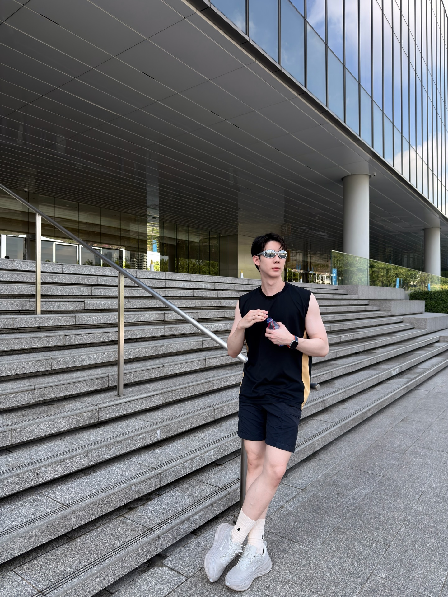 โจ - กวินพัฒน์ ธนาหิรัญศิลป์