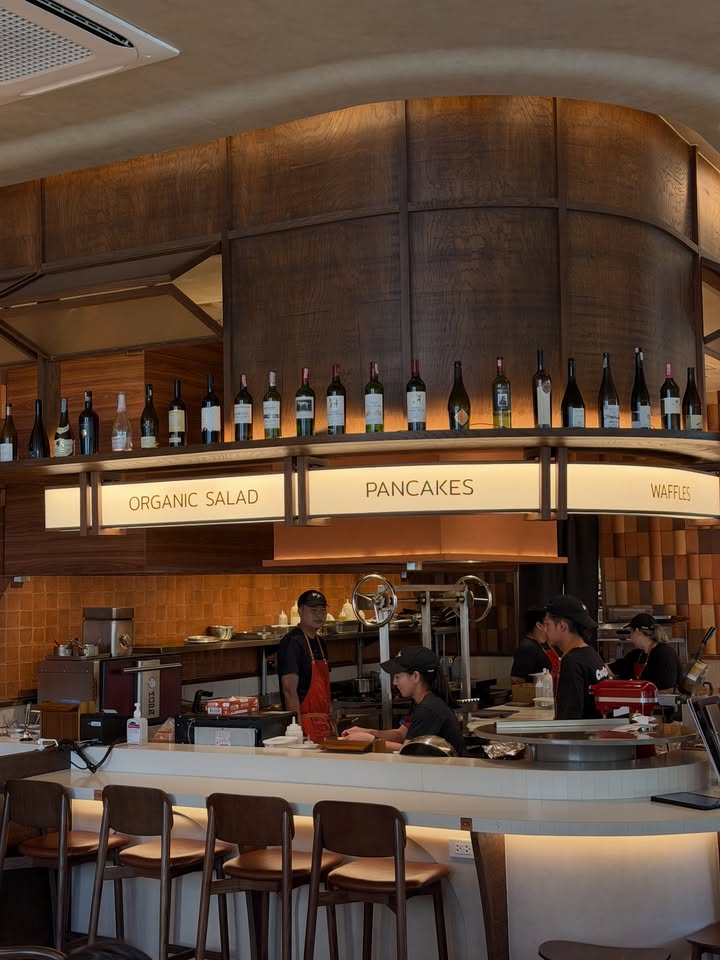 โจ - กวินพัฒน์ ธนาหิรัญศิลป์