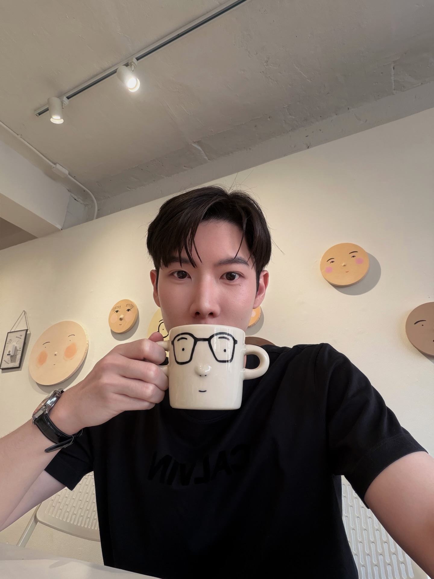 โจ - กวินพัฒน์ ธนาหิรัญศิลป์