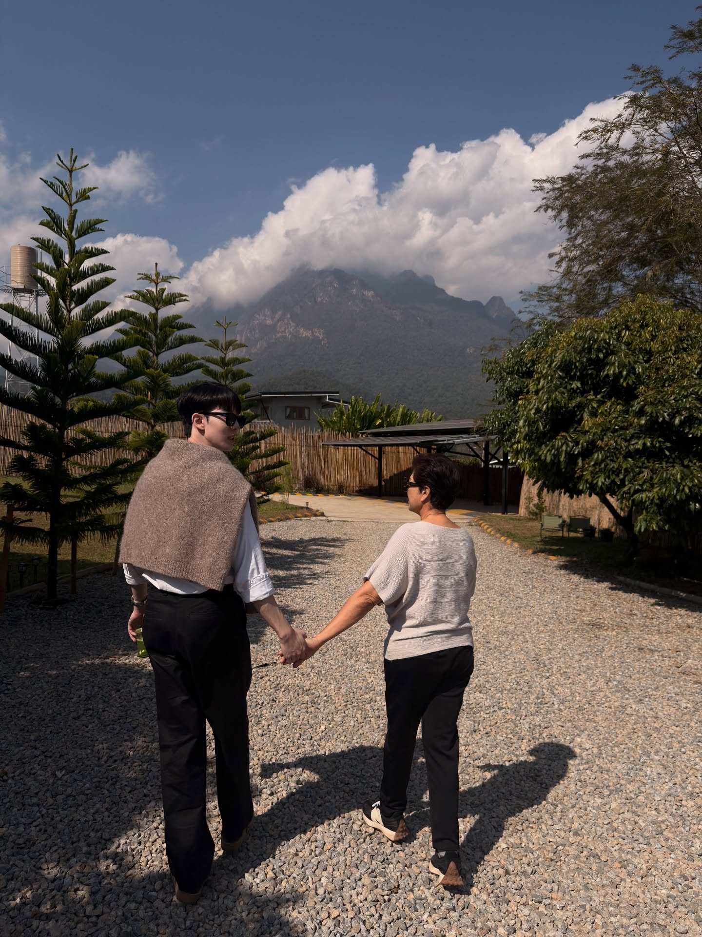 โจ - กวินพัฒน์ ธนาหิรัญศิลป์