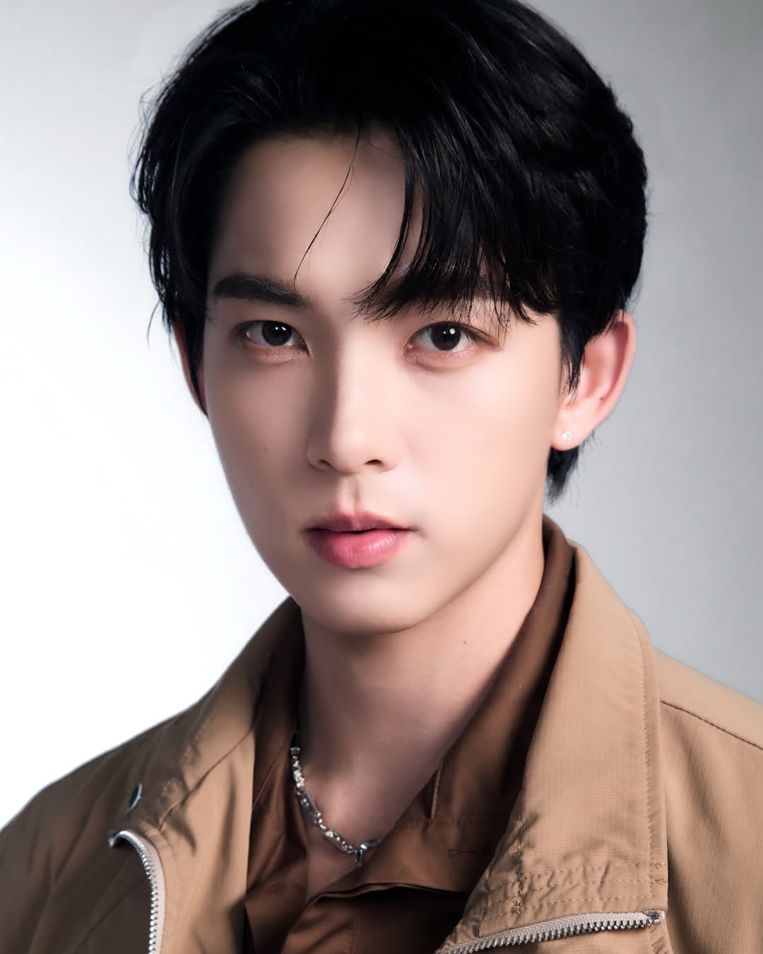 กาฟิวส์ - พันธุ์ธัช กันคำ