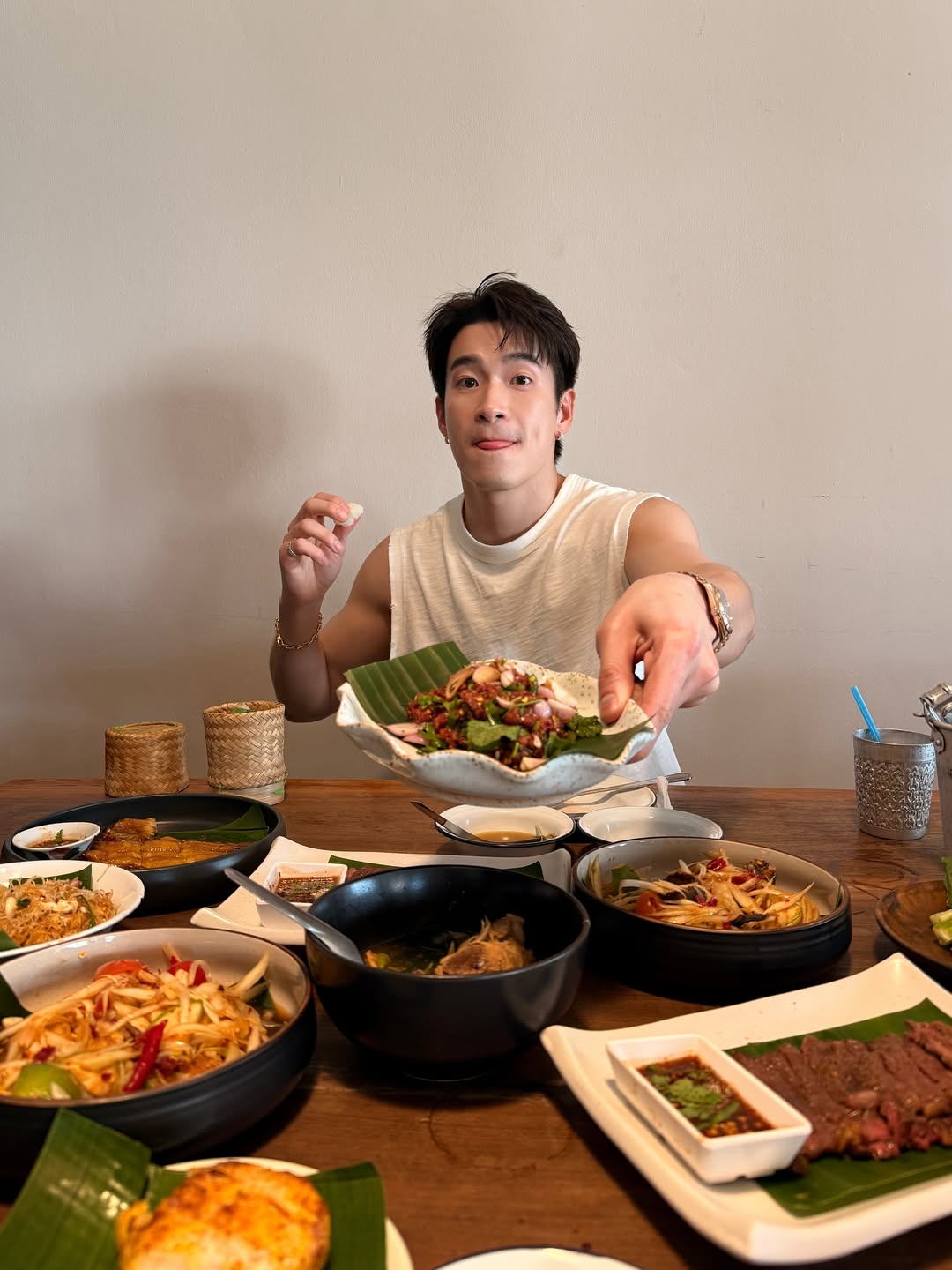 อาเล็ก - ธีรเดช เมธาวรายุทธ