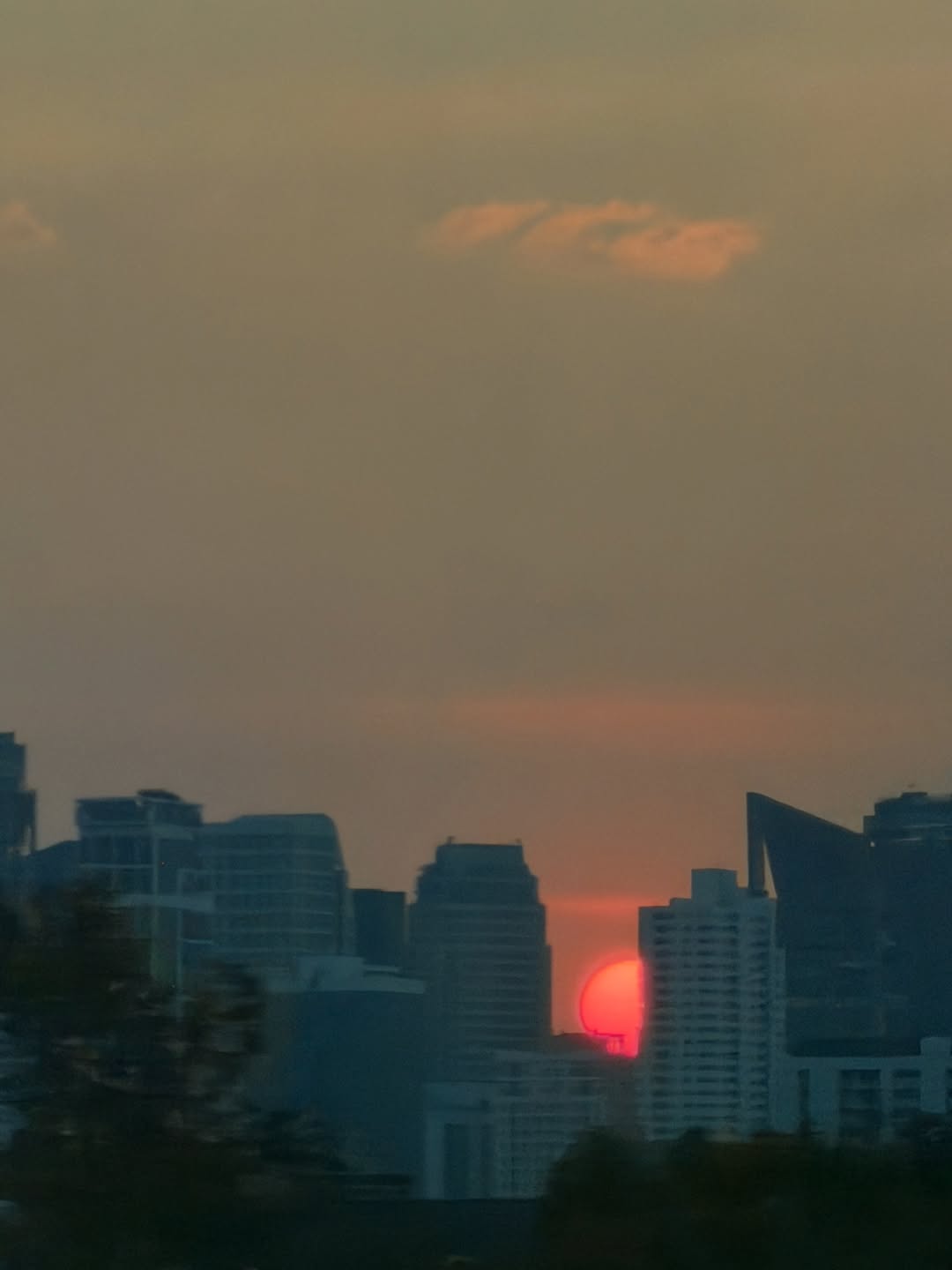 อาเล็ก - ธีรเดช เมธาวรายุทธ