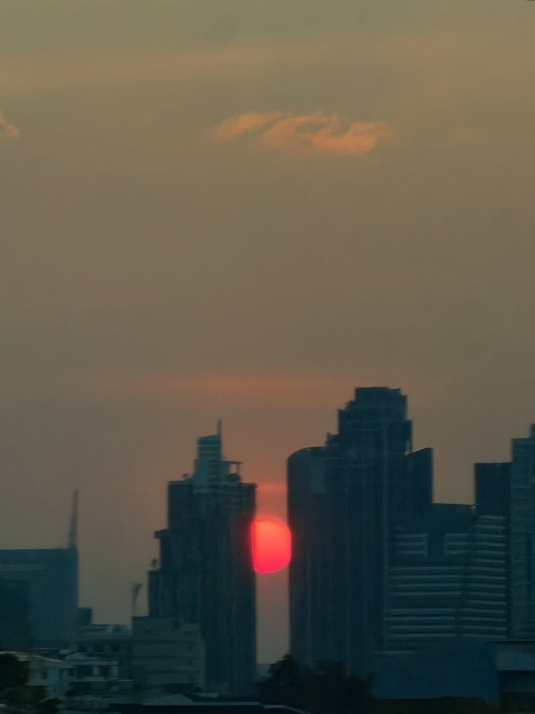 อาเล็ก - ธีรเดช เมธาวรายุทธ