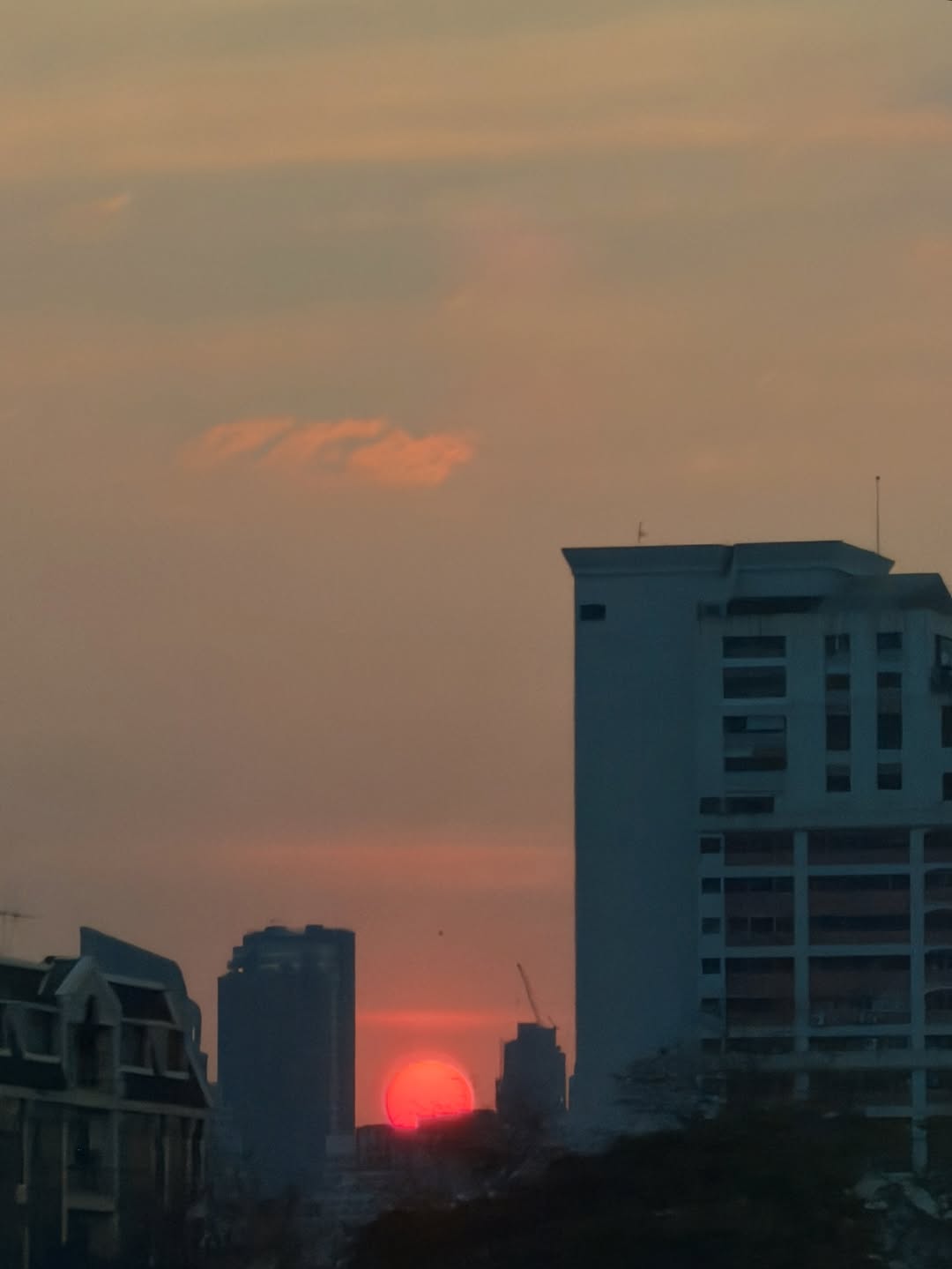 อาเล็ก - ธีรเดช เมธาวรายุทธ