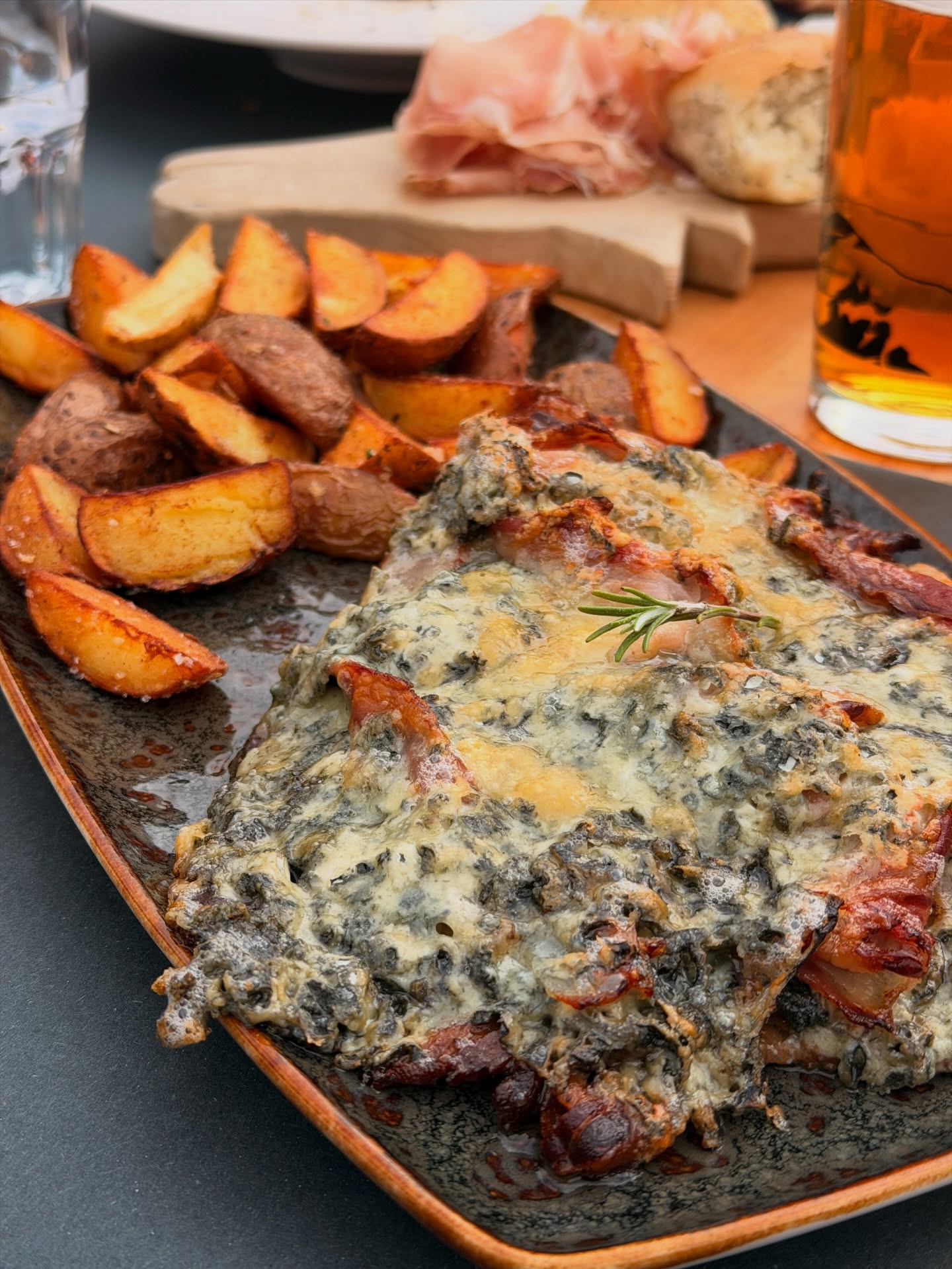 อาเล็ก - ธีรเดช เมธาวรายุทธ