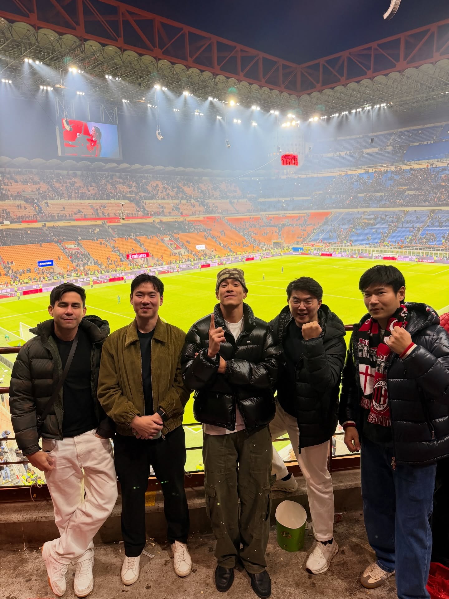 อาเล็ก - ธีรเดช เมธาวรายุทธ