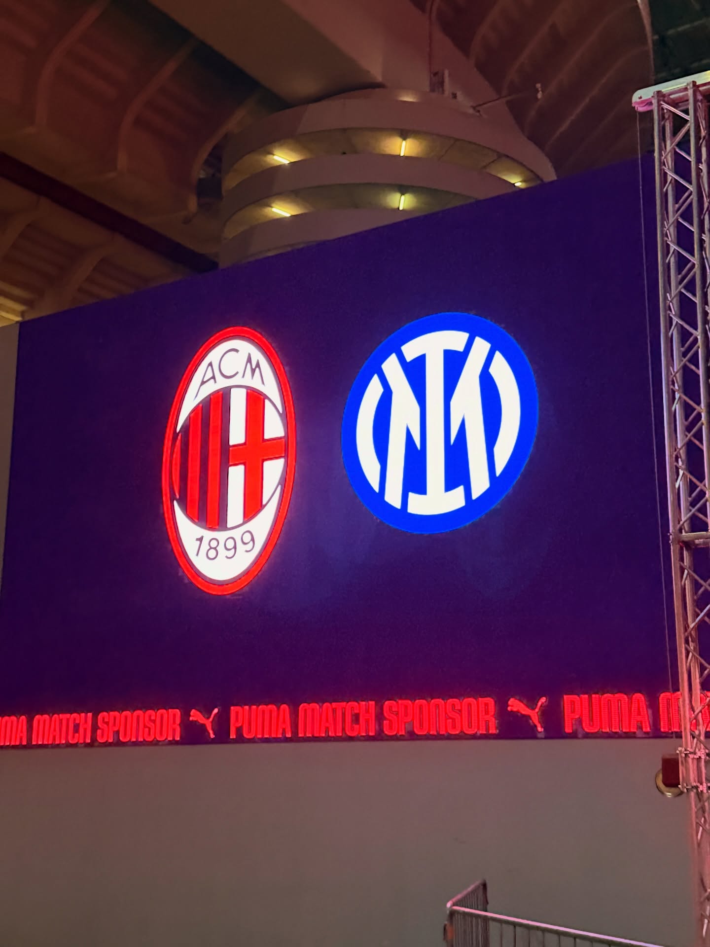 อาเล็ก - ธีรเดช เมธาวรายุทธ