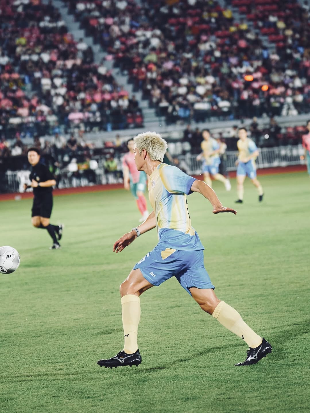 อาเล็ก - ธีรเดช เมธาวรายุทธ