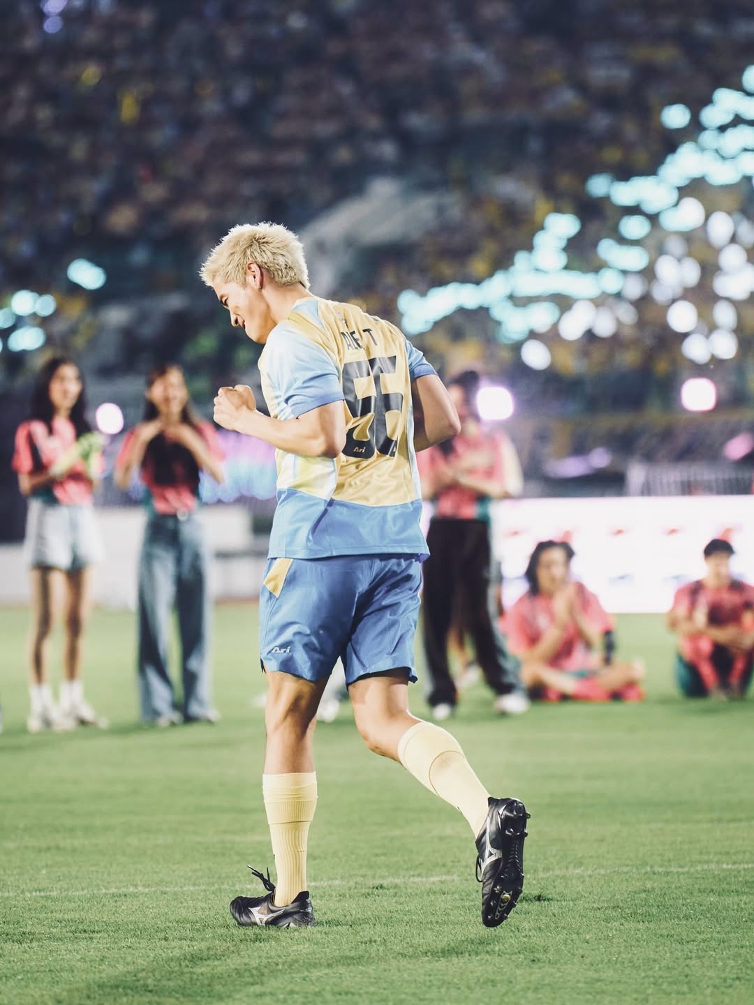 อาเล็ก - ธีรเดช เมธาวรายุทธ