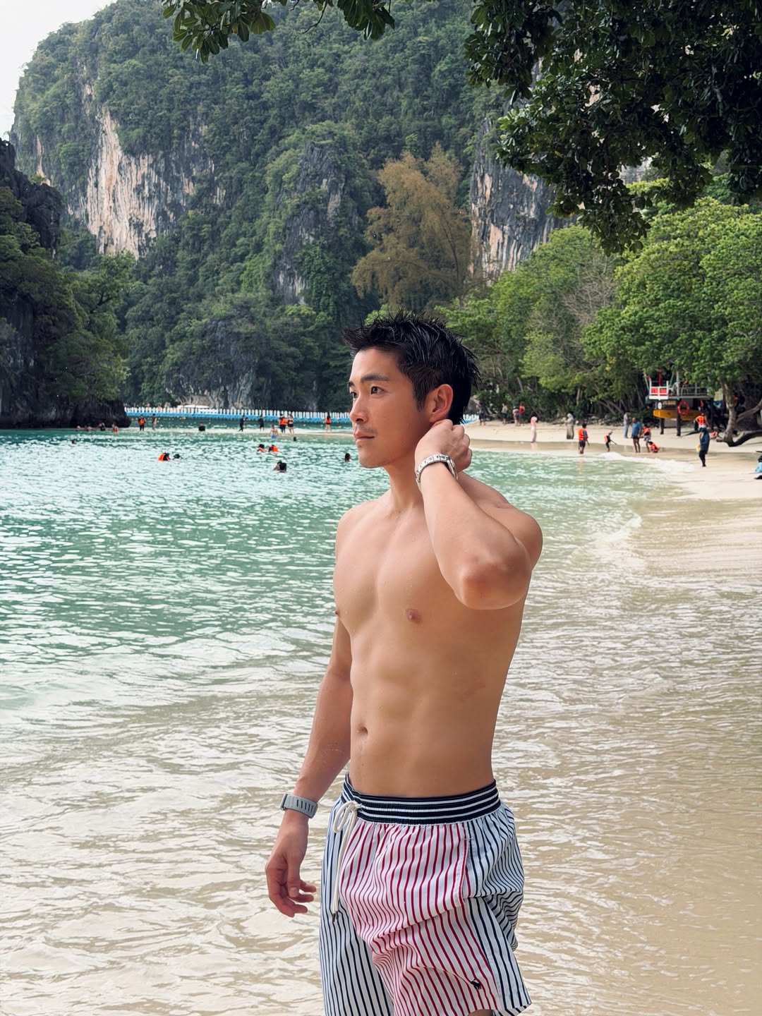 อาเล็ก - ธีรเดช เมธาวรายุทธ