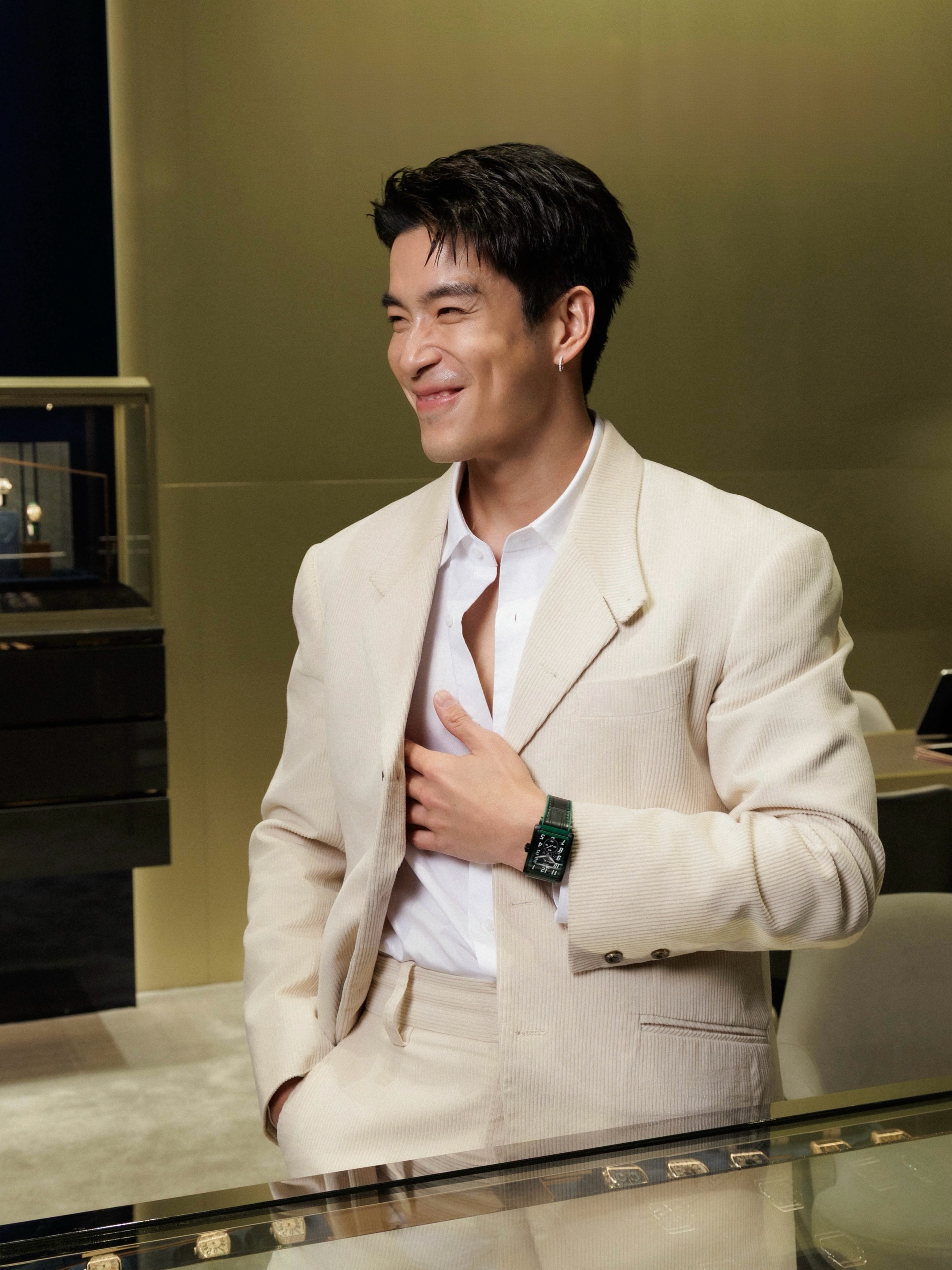 อาเล็ก - ธีรเดช เมธาวรายุทธ