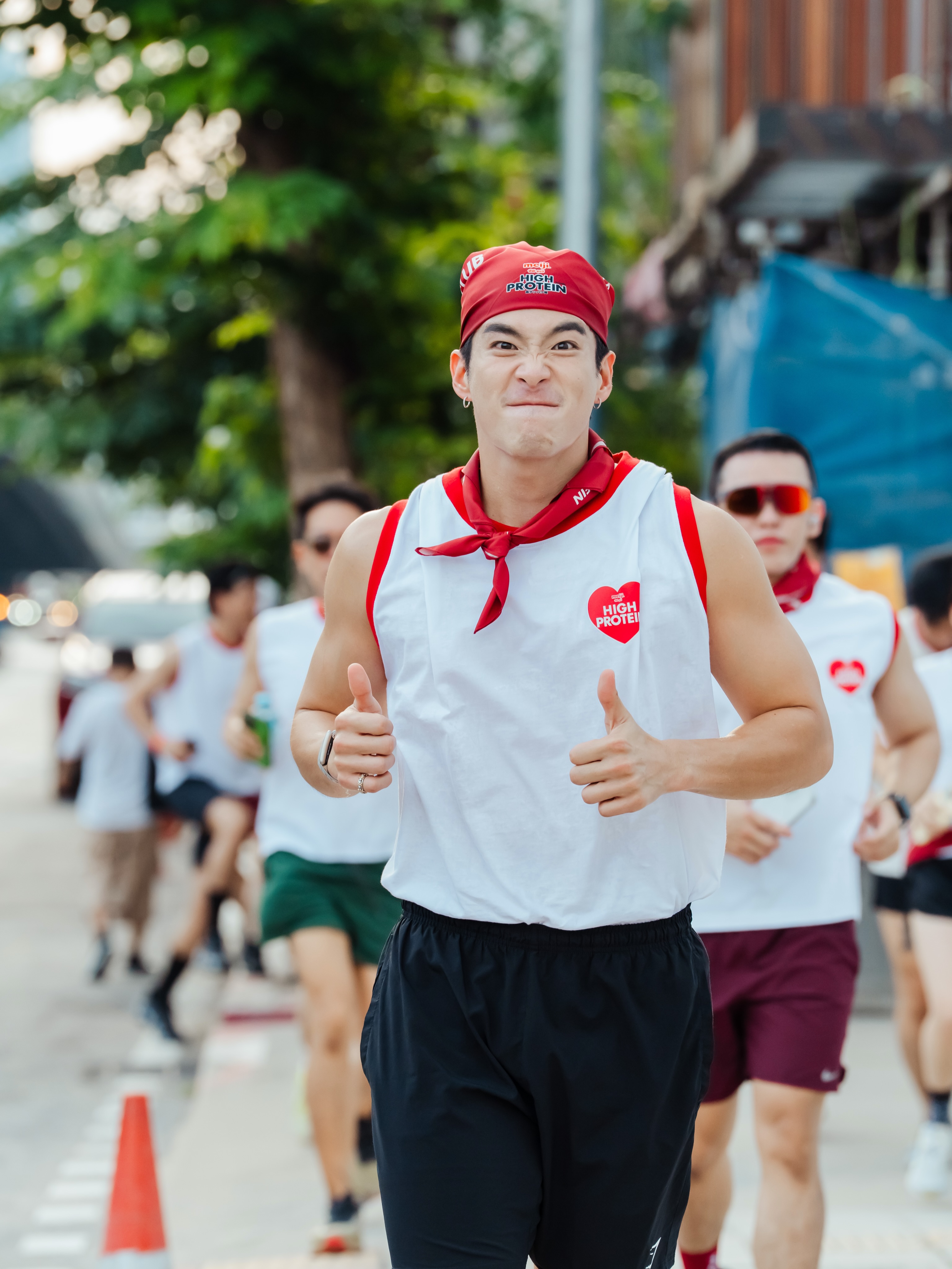 อาเล็ก - ธีรเดช เมธาวรายุทธ