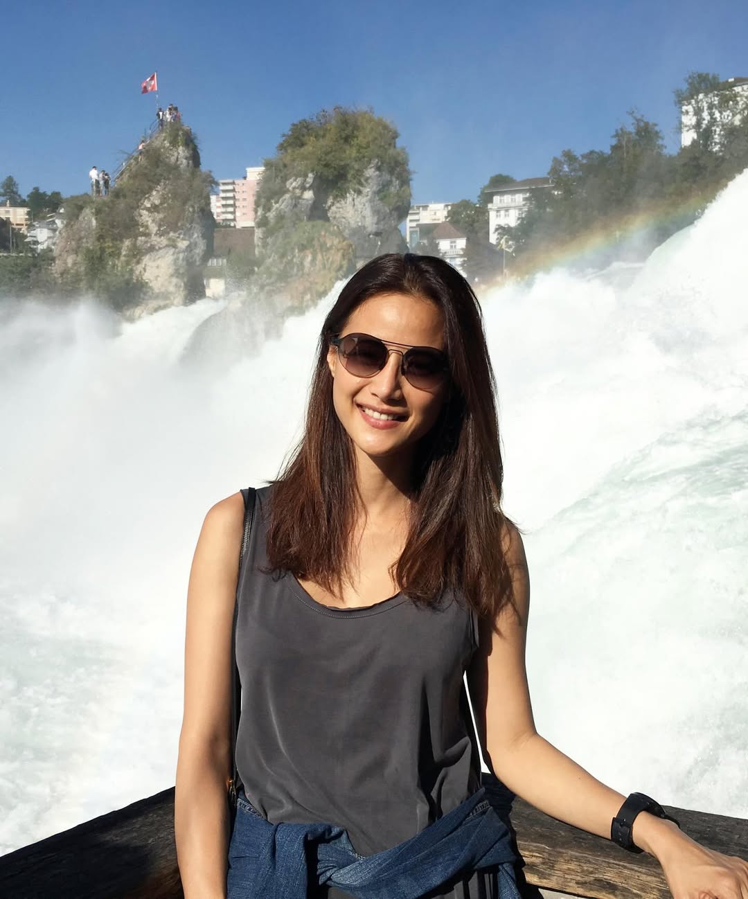 น้ำฝน กุลณัฐ