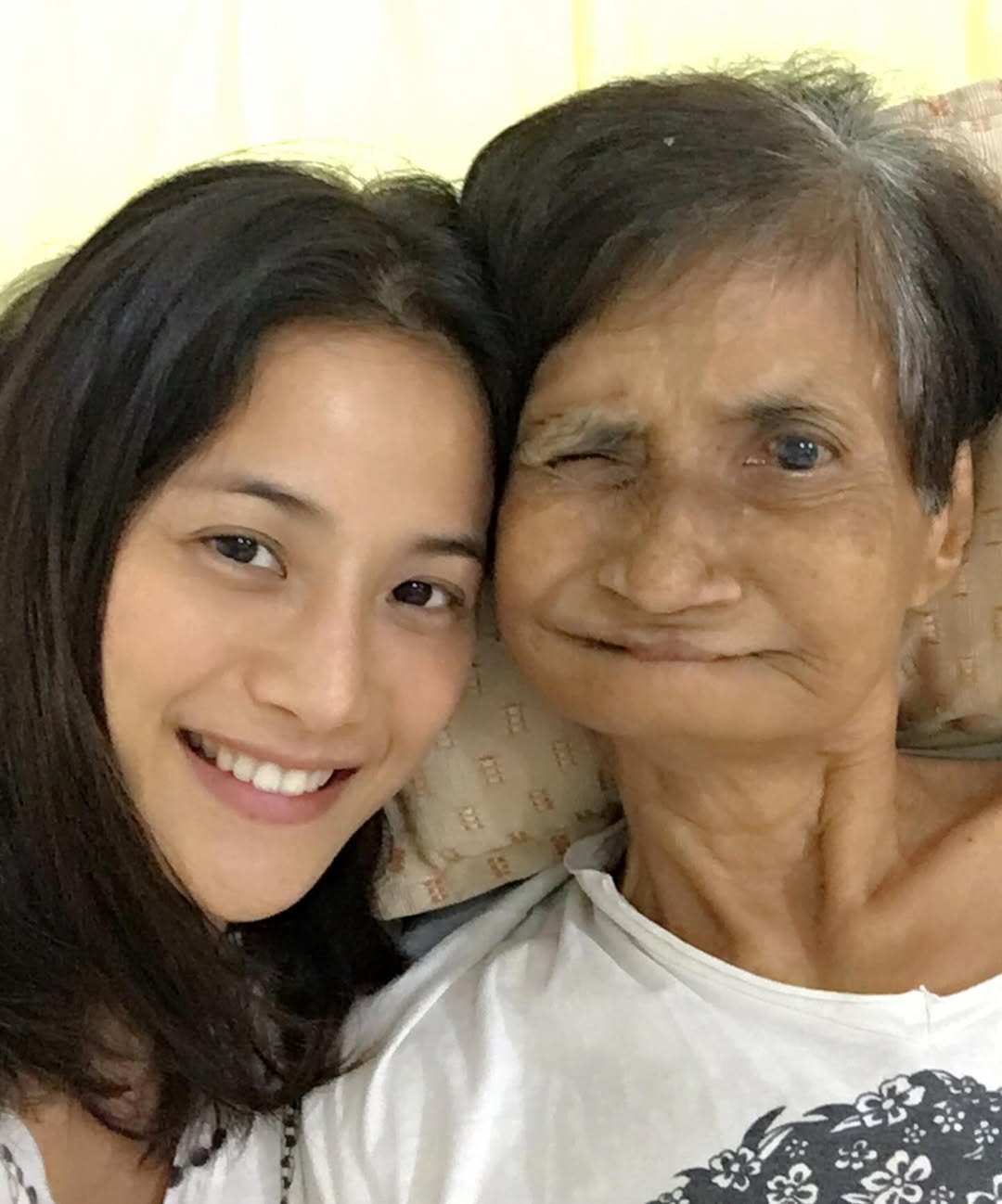 น้ำฝน กุลณัฐ