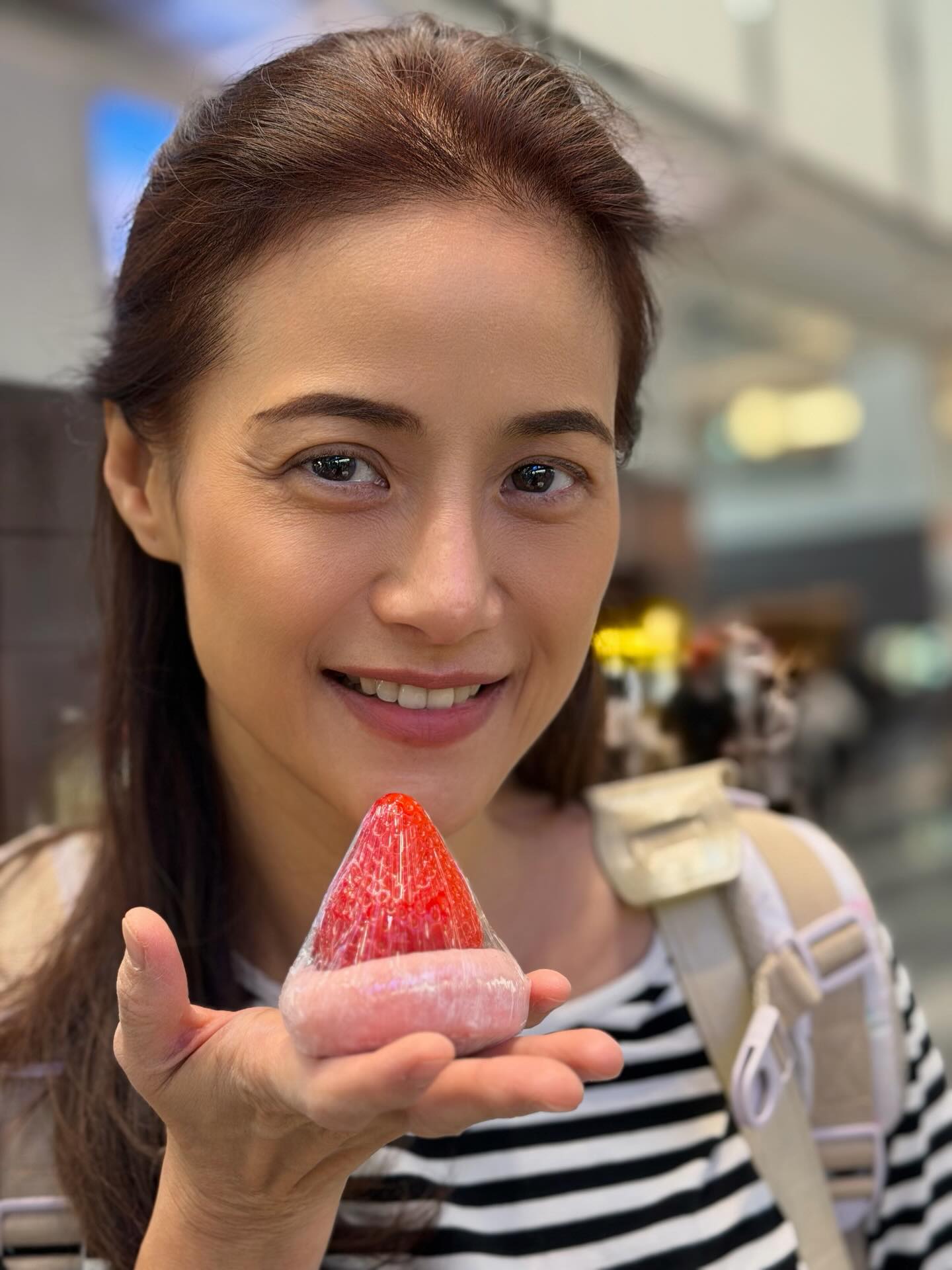 น้ำฝน กุลณัฐ