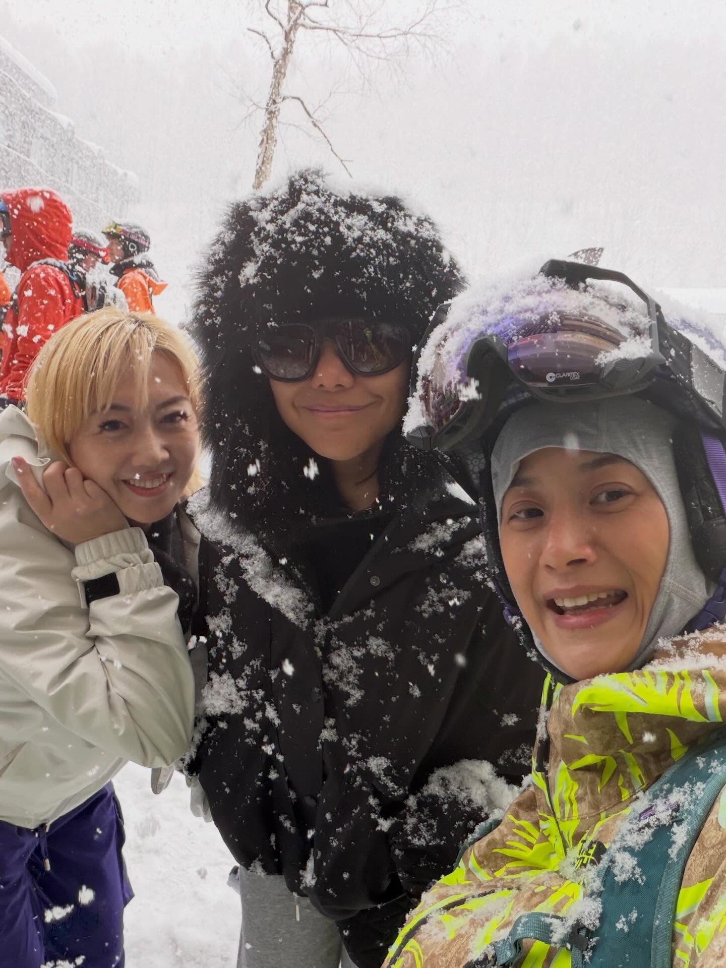 น้ำฝน กุลณัฐ