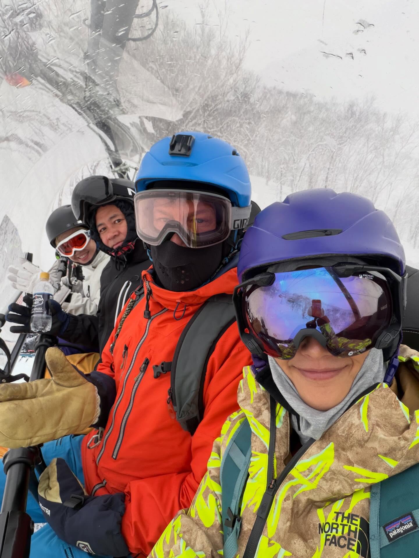 น้ำฝน กุลณัฐ