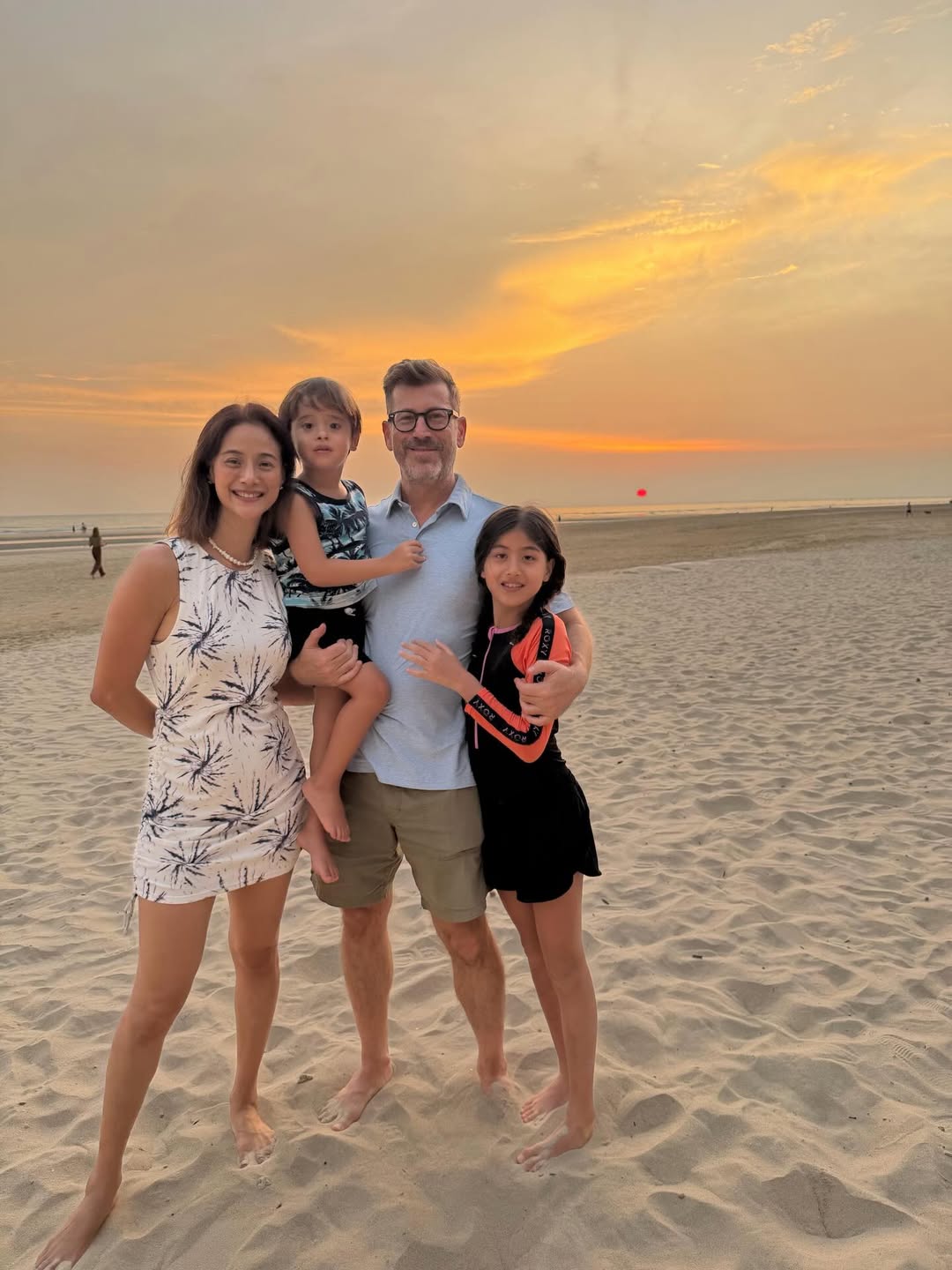 น้ำฝน กุลณัฐ