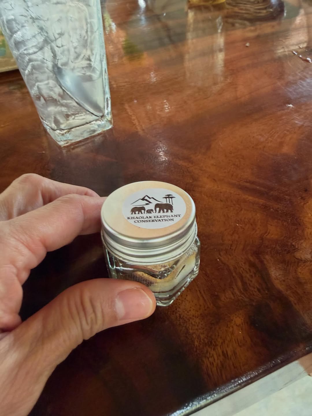 น้ำฝน กุลณัฐ