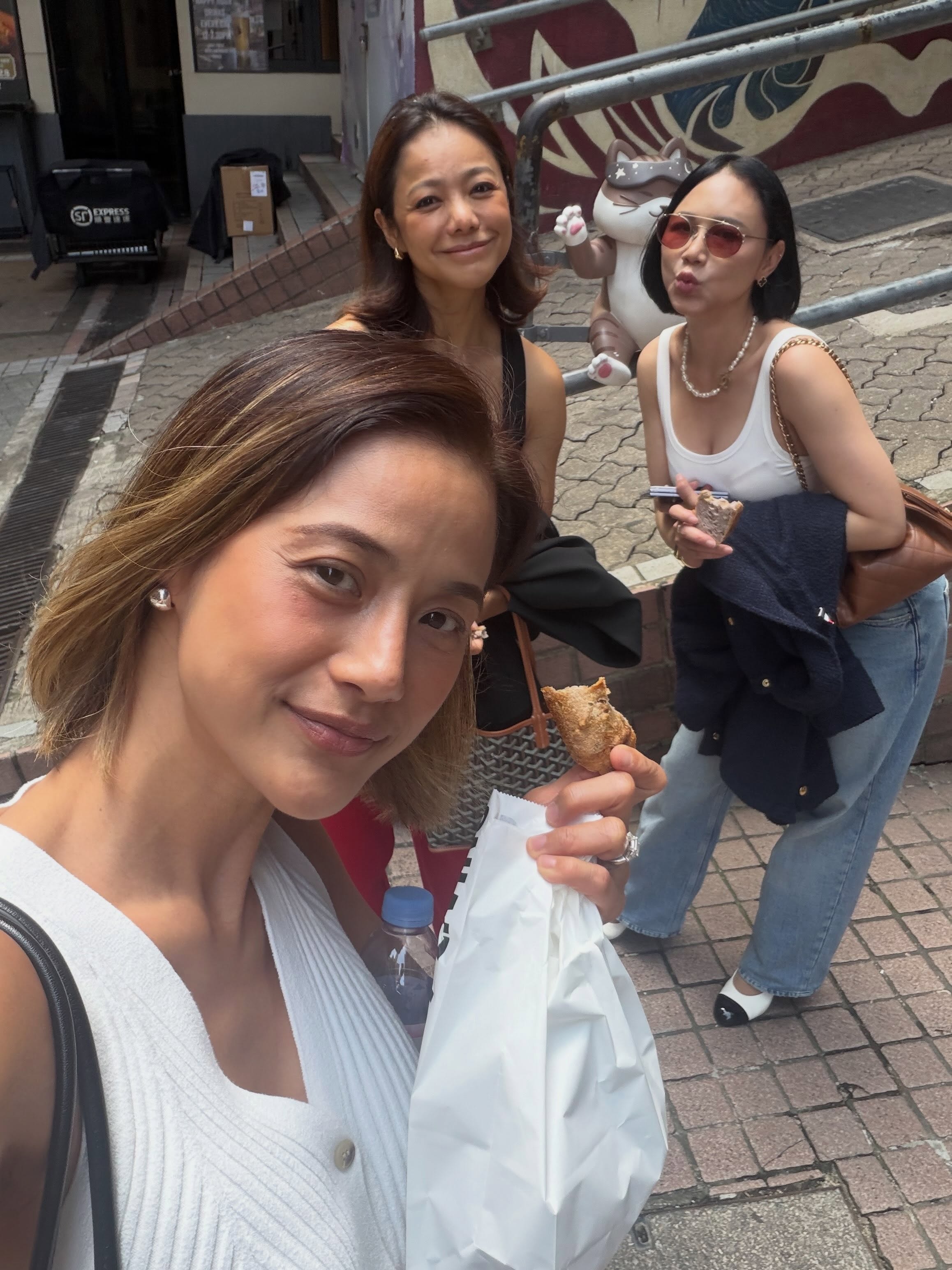 น้ำฝน กุลณัฐ