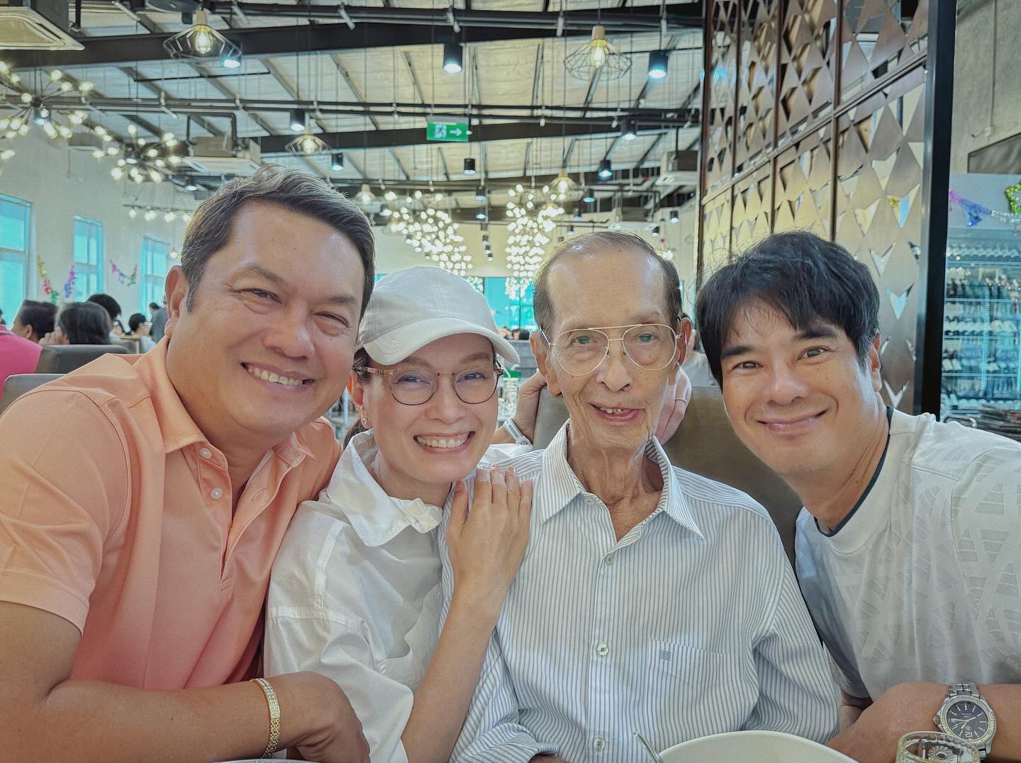 อุ๋ม - อาภาศิริ จันทรัศมี