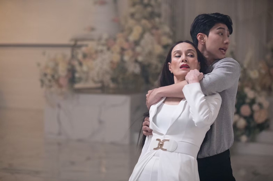 อุ๋ม - อาภาศิริ จันทรัศมี
