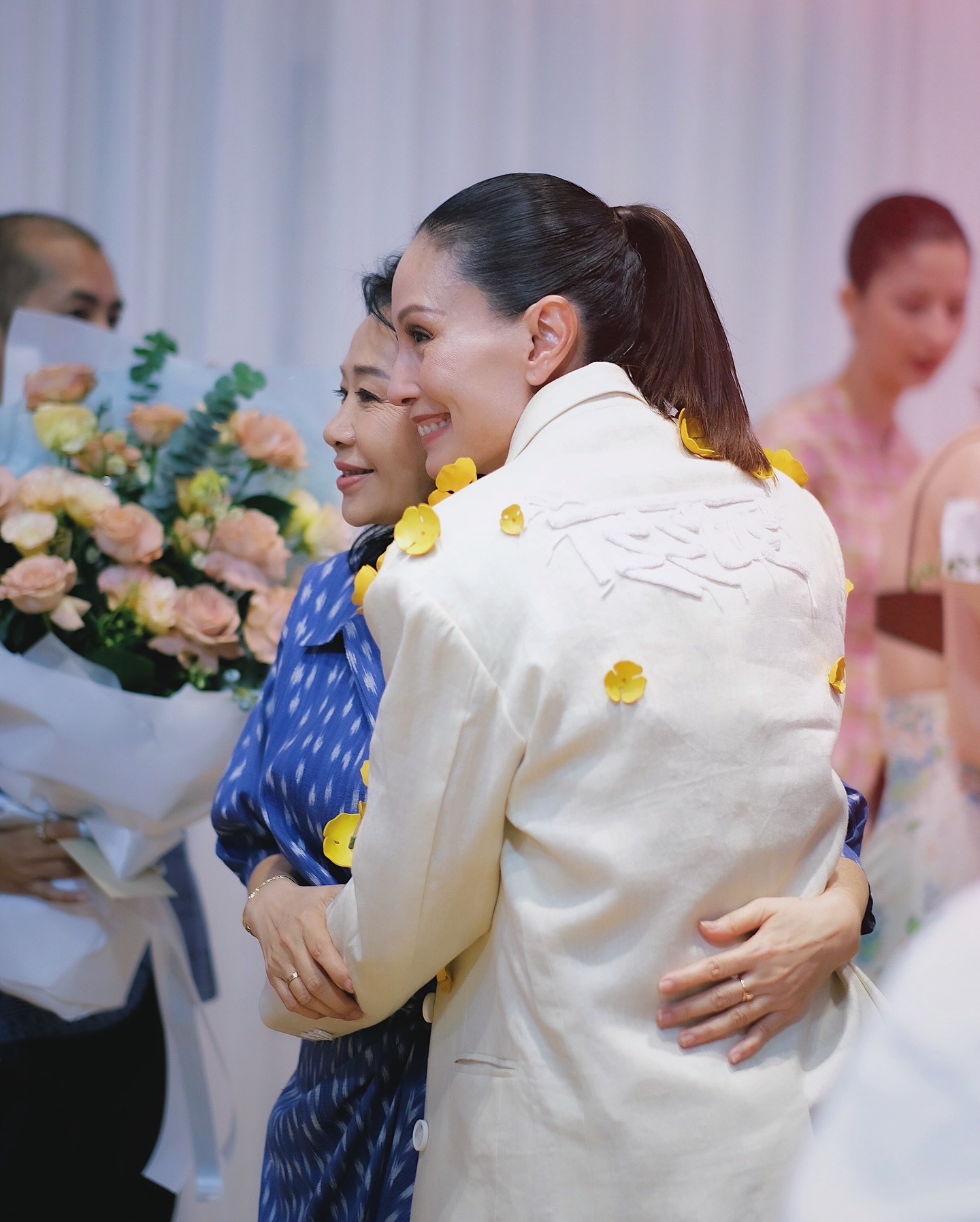 อุ๋ม - อาภาศิริ จันทรัศมี
