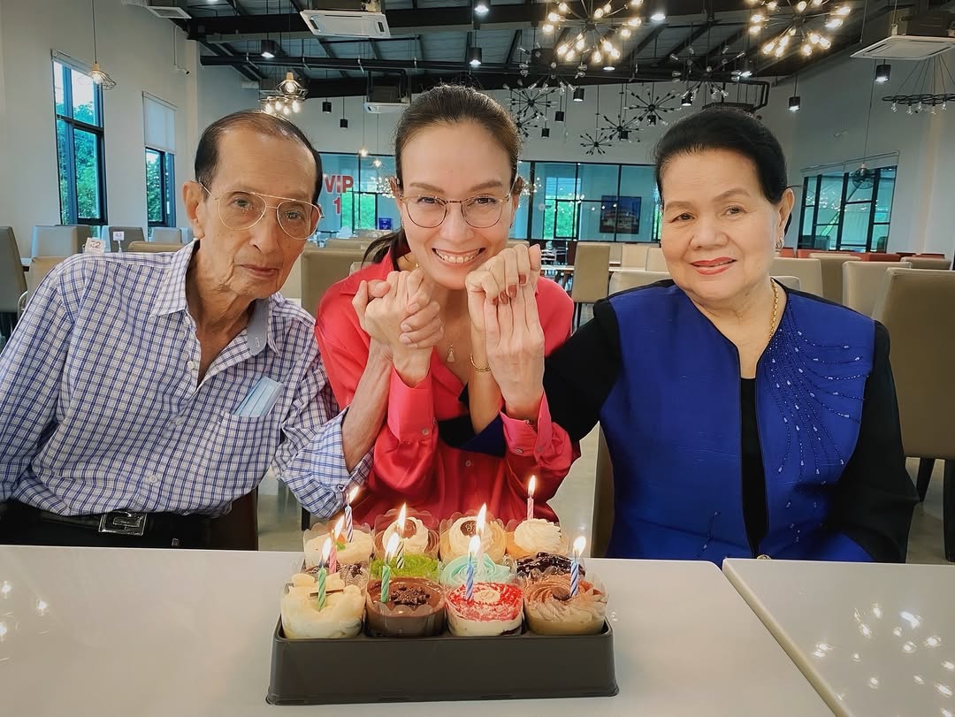อุ๋ม - อาภาศิริ จันทรัศมี