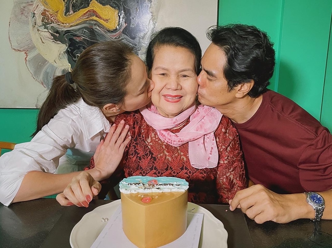 อุ๋ม - อาภาศิริ จันทรัศมี