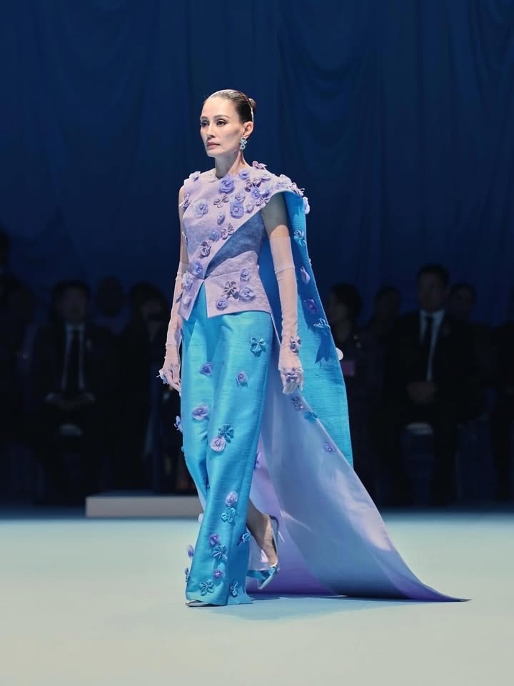 อุ๋ม - อาภาศิริ จันทรัศมี