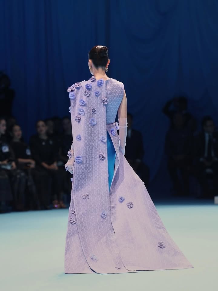 อุ๋ม - อาภาศิริ จันทรัศมี