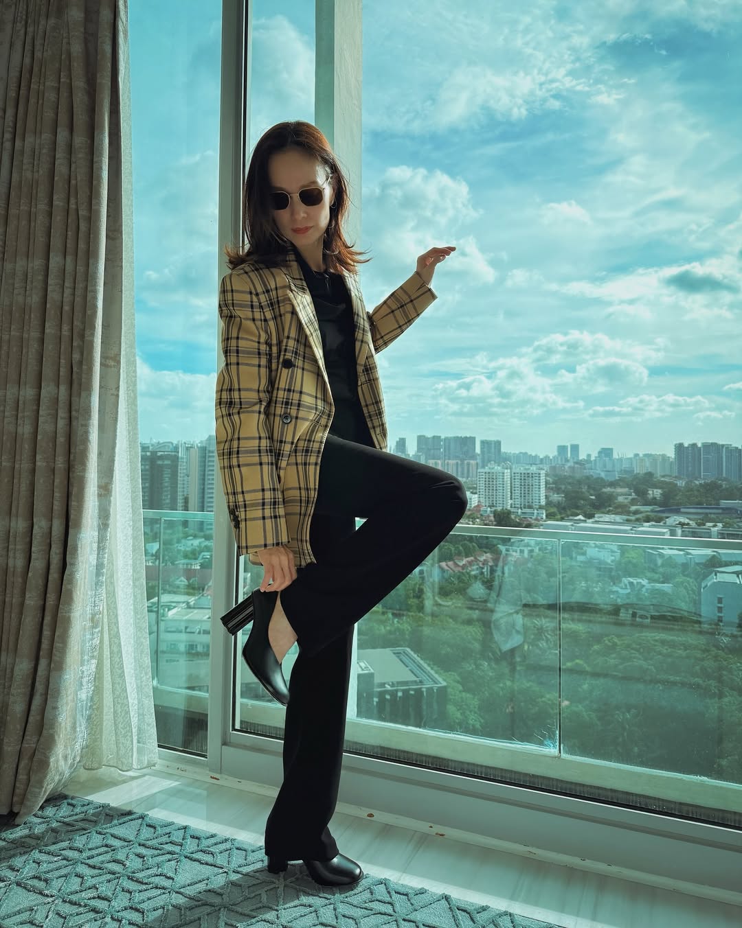 อุ๋ม - อาภาศิริ จันทรัศมี