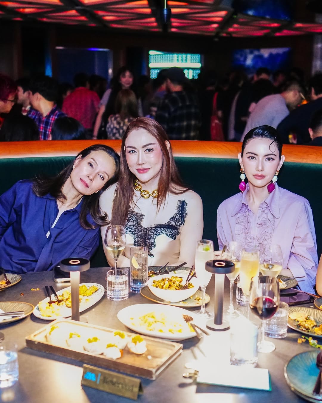 อุ๋ม - อาภาศิริ จันทรัศมี